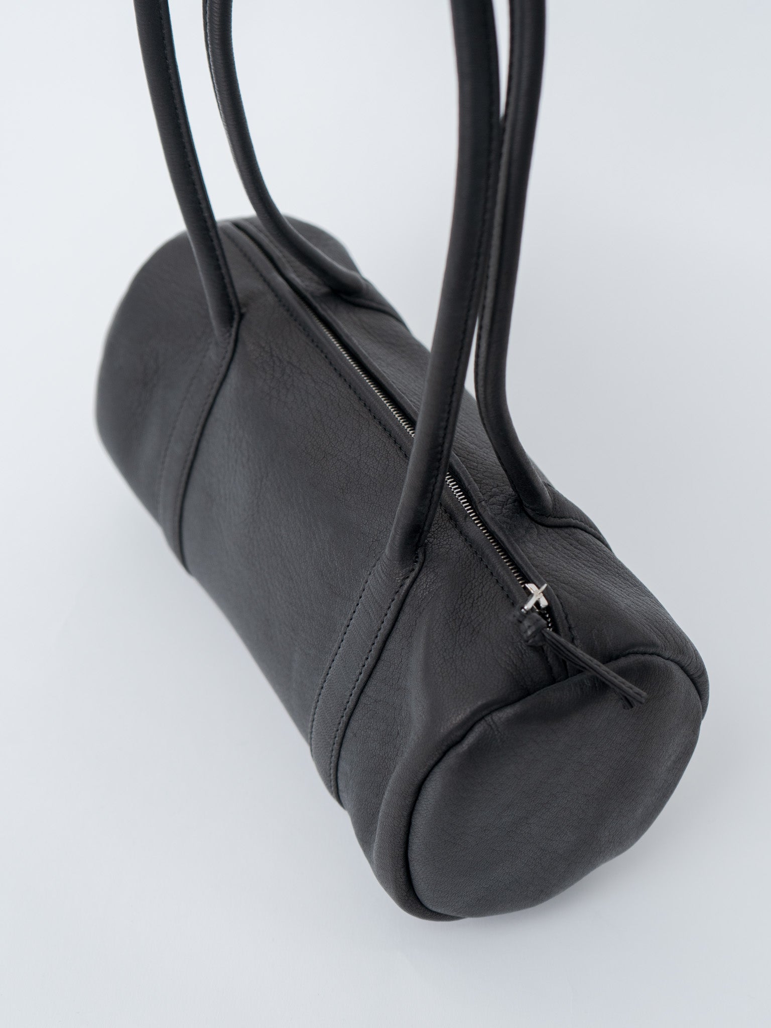 Namu Shop - Aeta Cylinder Boston Long Handle - Black