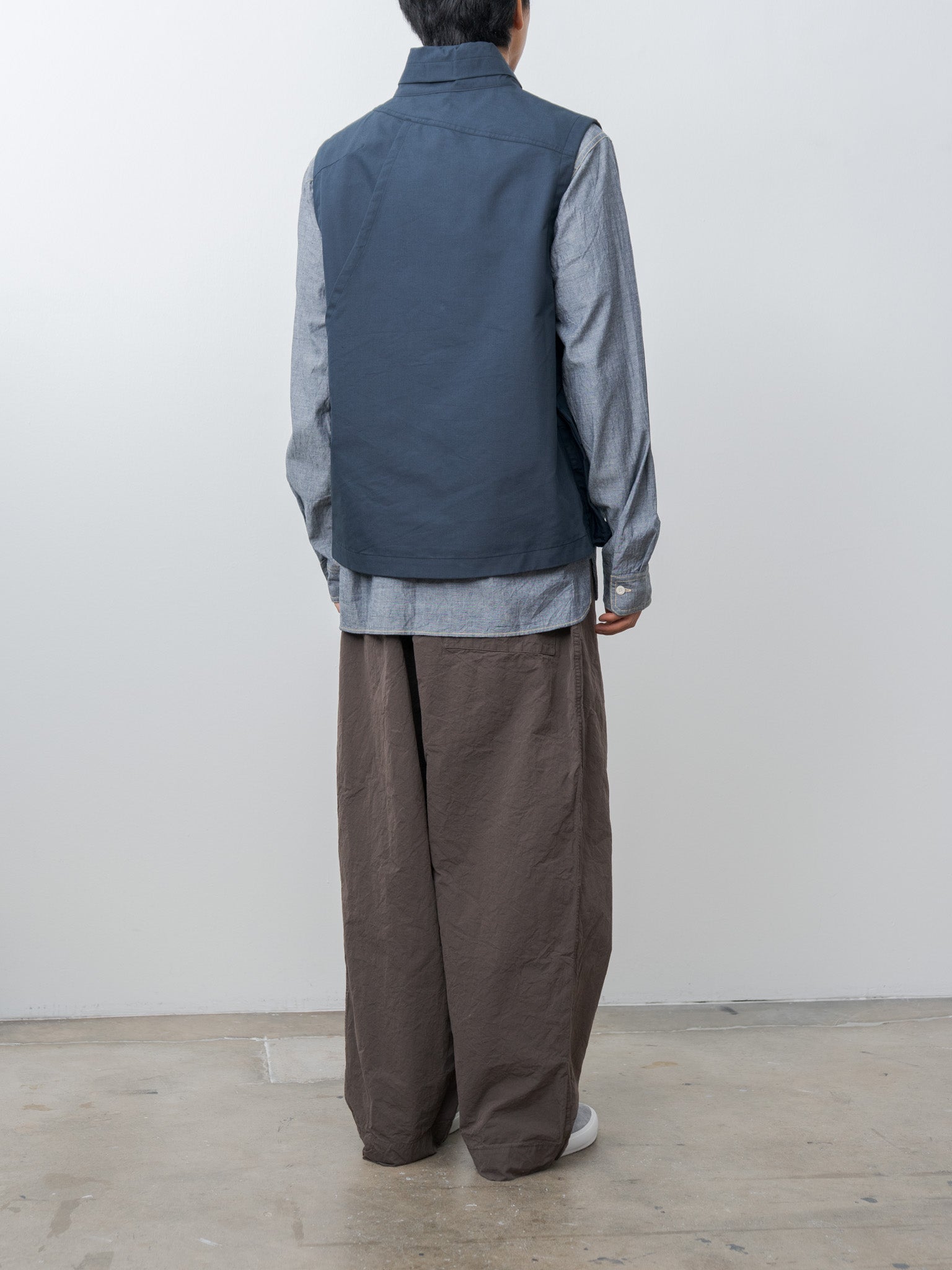 Namu Shop - ts(s) Cotton Poly Hollow Yarn Light Gabardine Messenger Vest - Navy