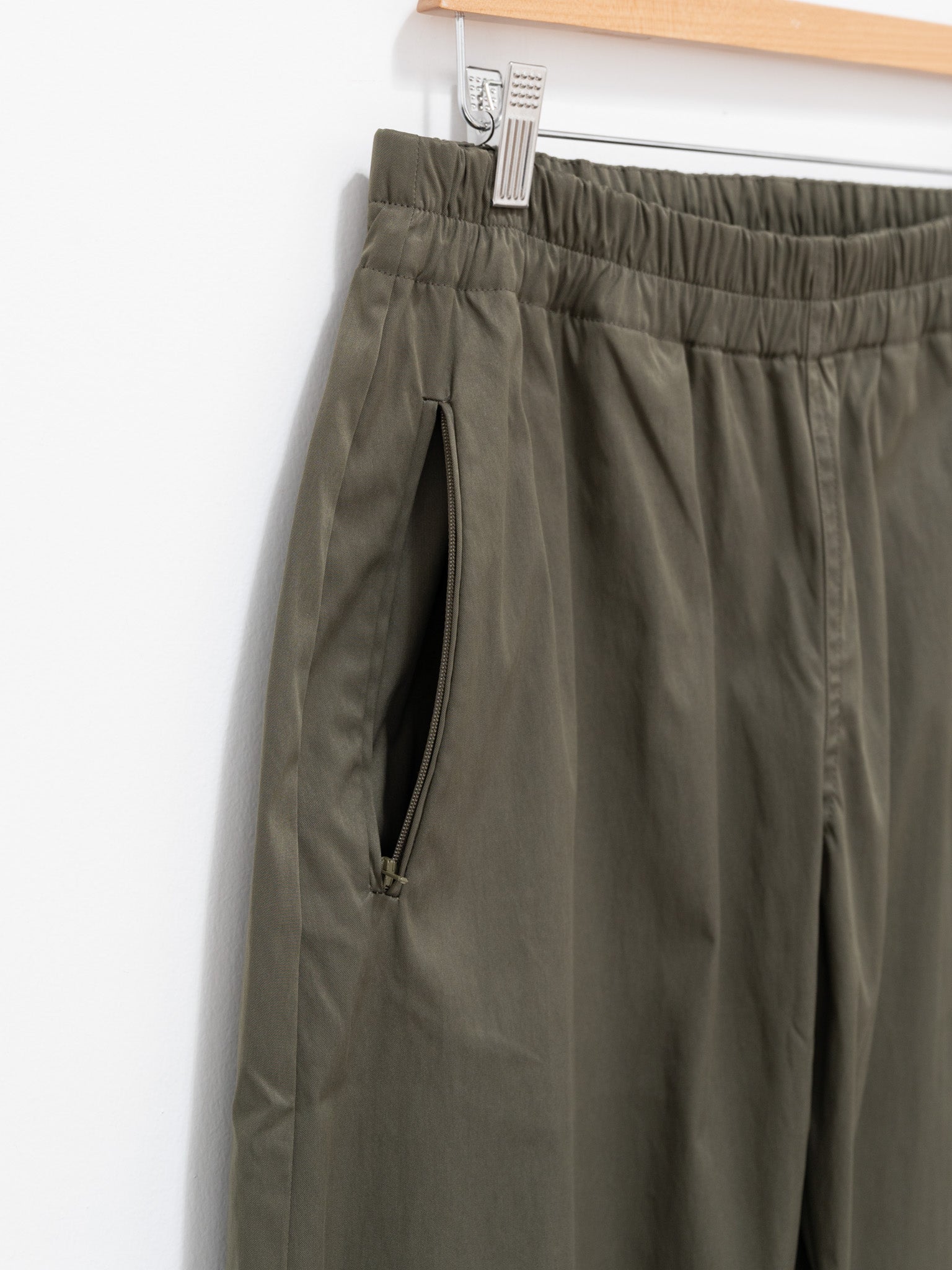 Namu Shop - Studio Nicholson Toba Sporty Curve Leg Pant - Army Green