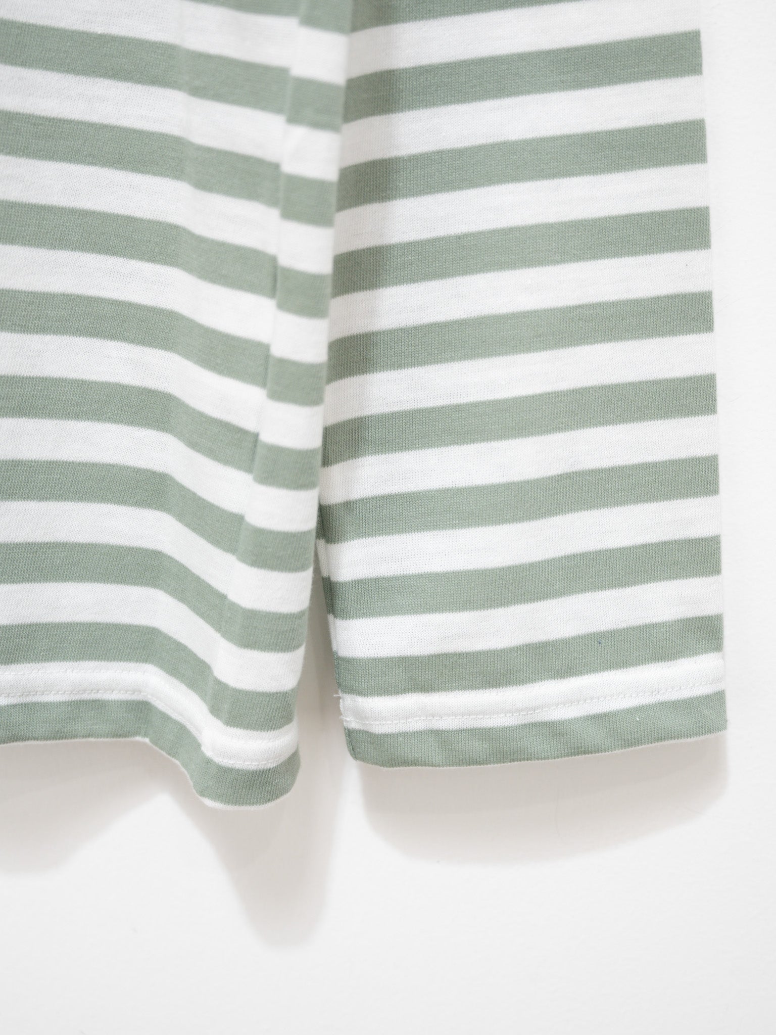 Namu Shop - Veritecoeur T/C Border High Neck Tee - White x Gray
