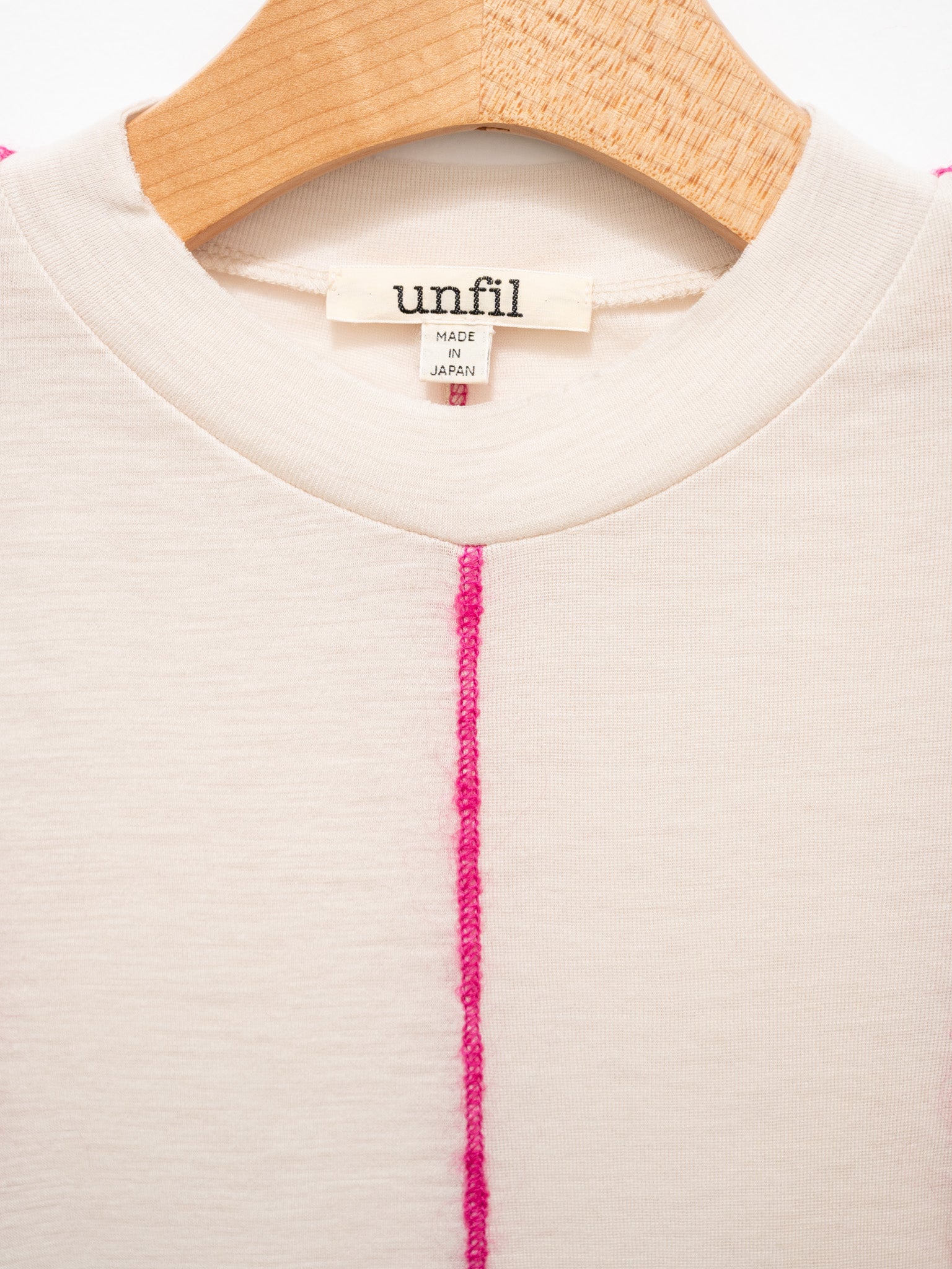 Namu Shop - Unfil Superfine Merino Ribbed Jersey Tee With Mohair Stitch - Beige x Pink
