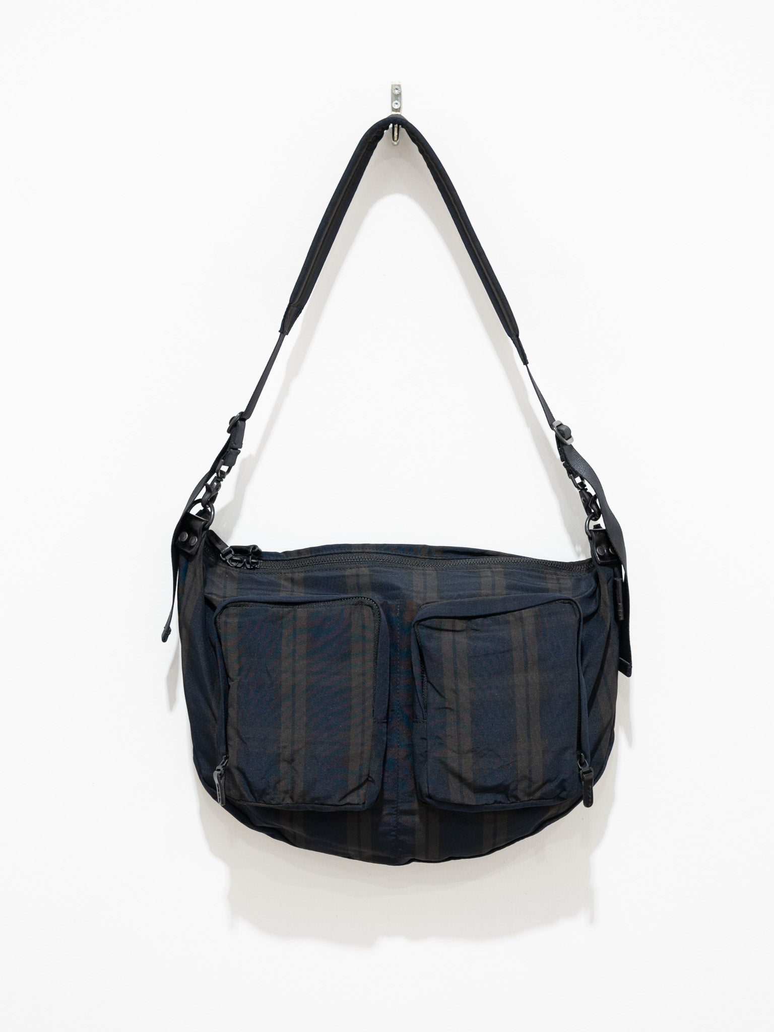 Namu Shop - Amiacalva Polyester Memory Bodybag - Plaid