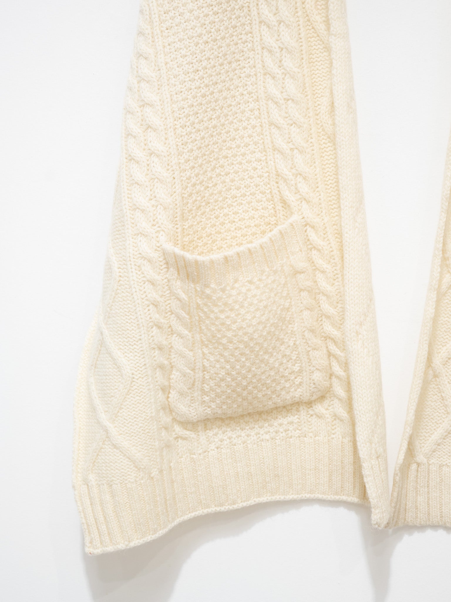 Namu Shop - ICHI Wool Cable Stole - White