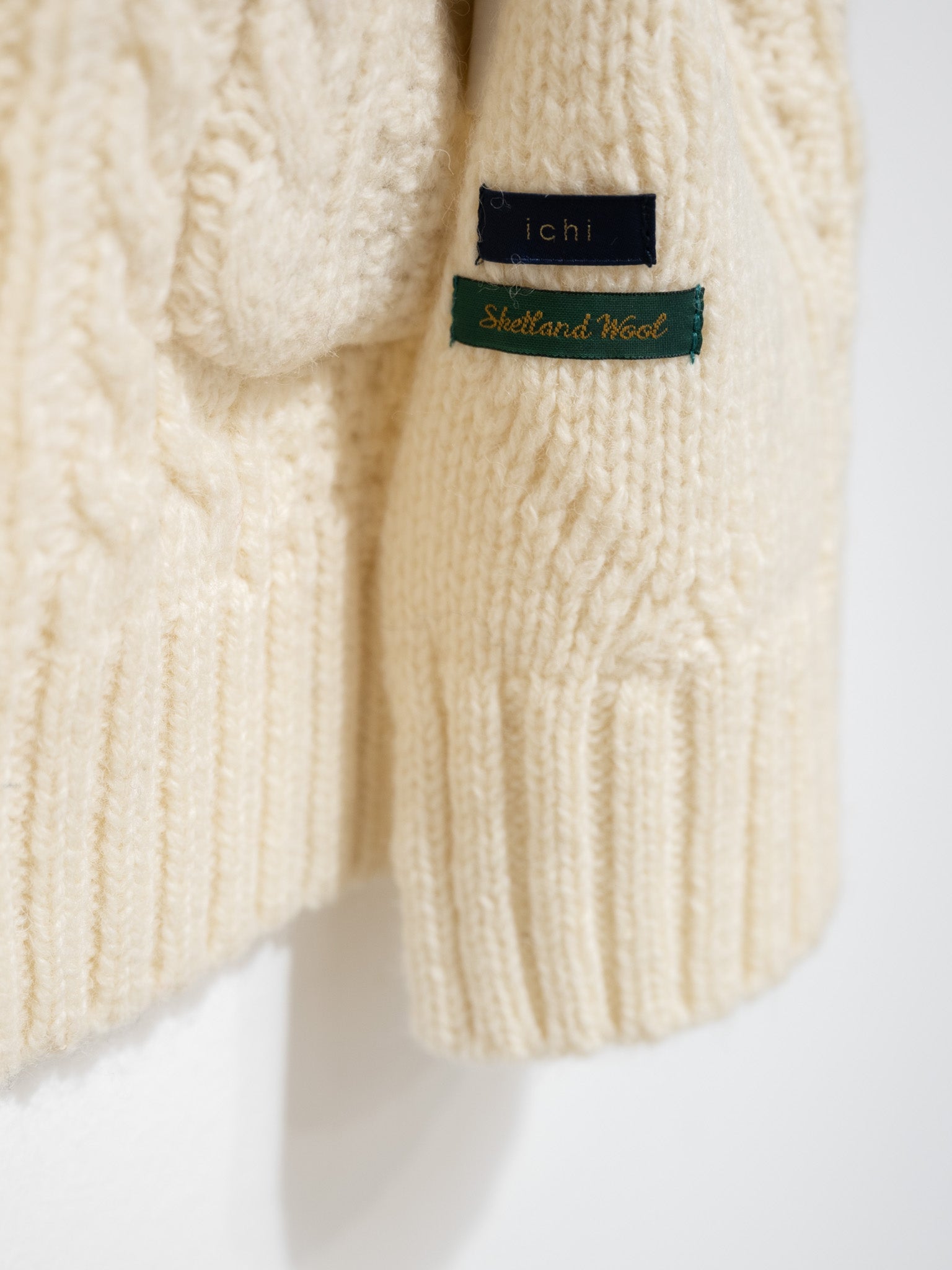 Namu Shop - ICHI Wool Cable Stole - White