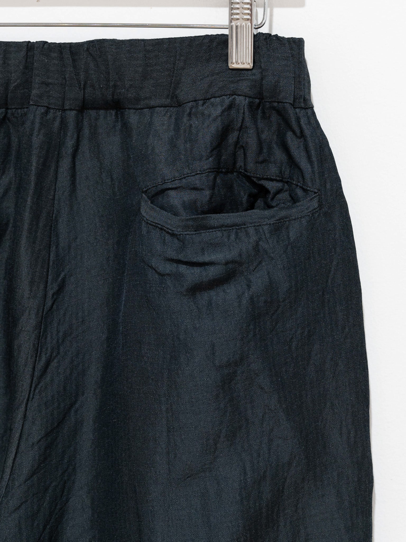 Namu Shop - Veritecoeur Tuck Pants - Charcoal