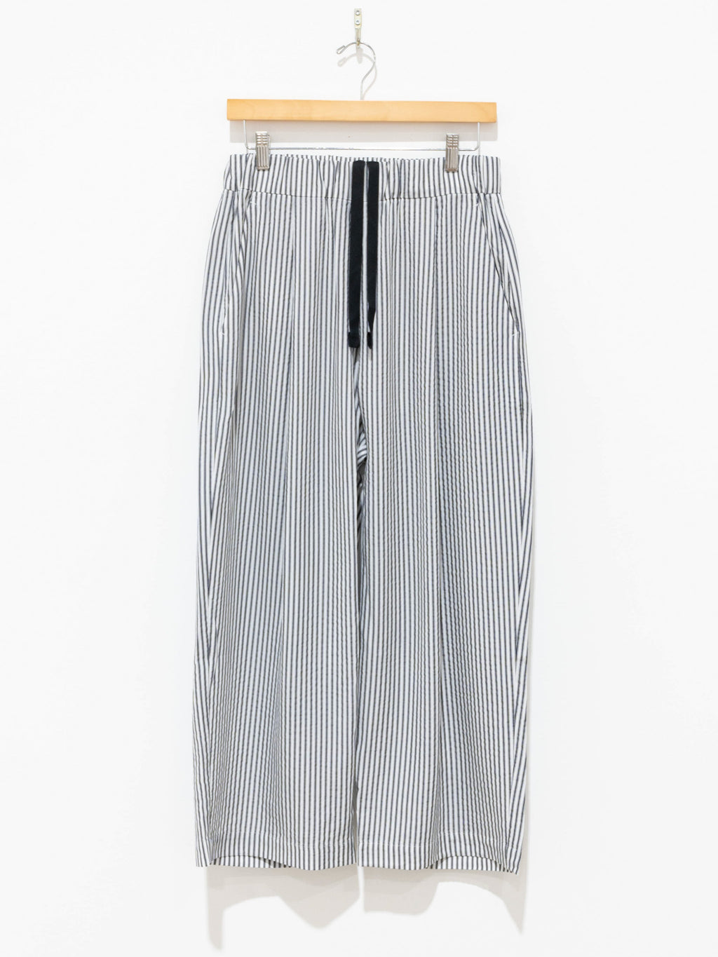 Namu Shop - Veritecoeur Tuck Pants - Navy Stripe