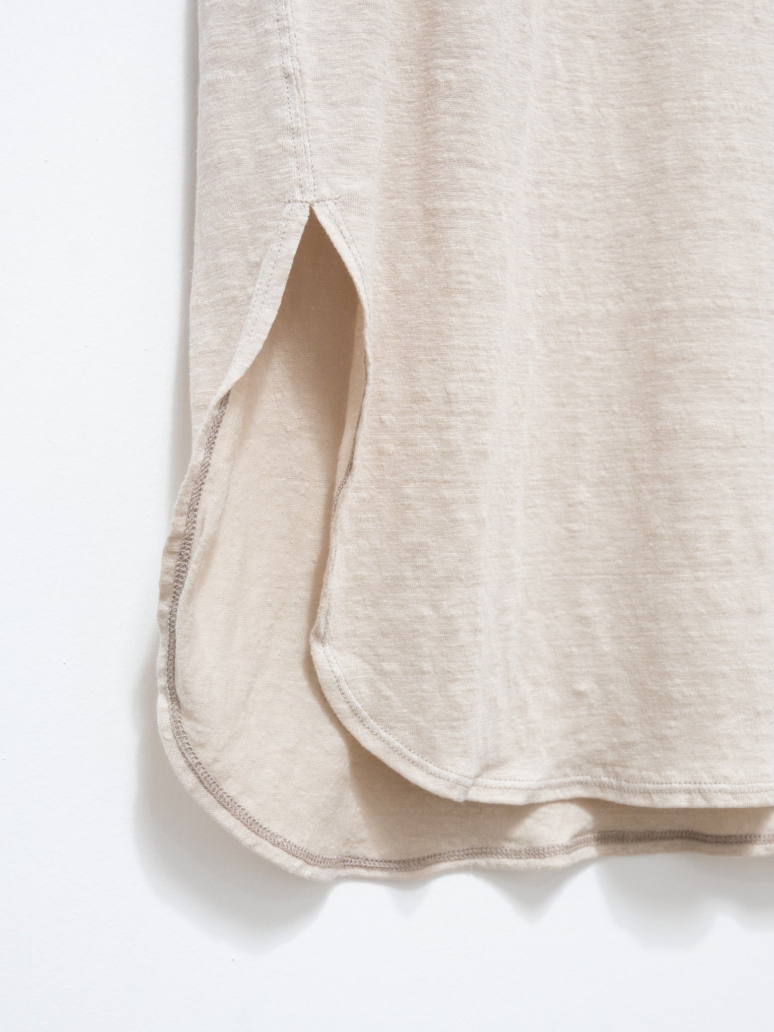 Namu Shop - Unfil French Linen Jersey Round Hem Sleeveless Tee - Flax Beige
