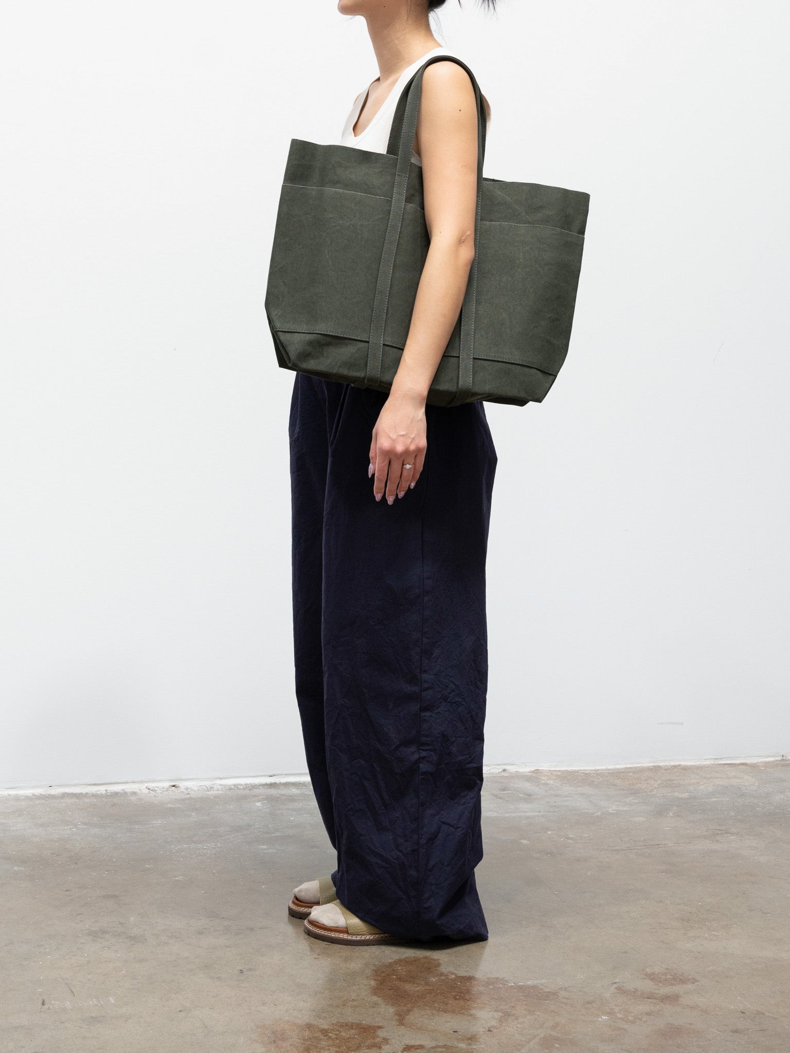 Namu Shop - Amiacalva Washed Canvas 6-Pocket Tote - Olive