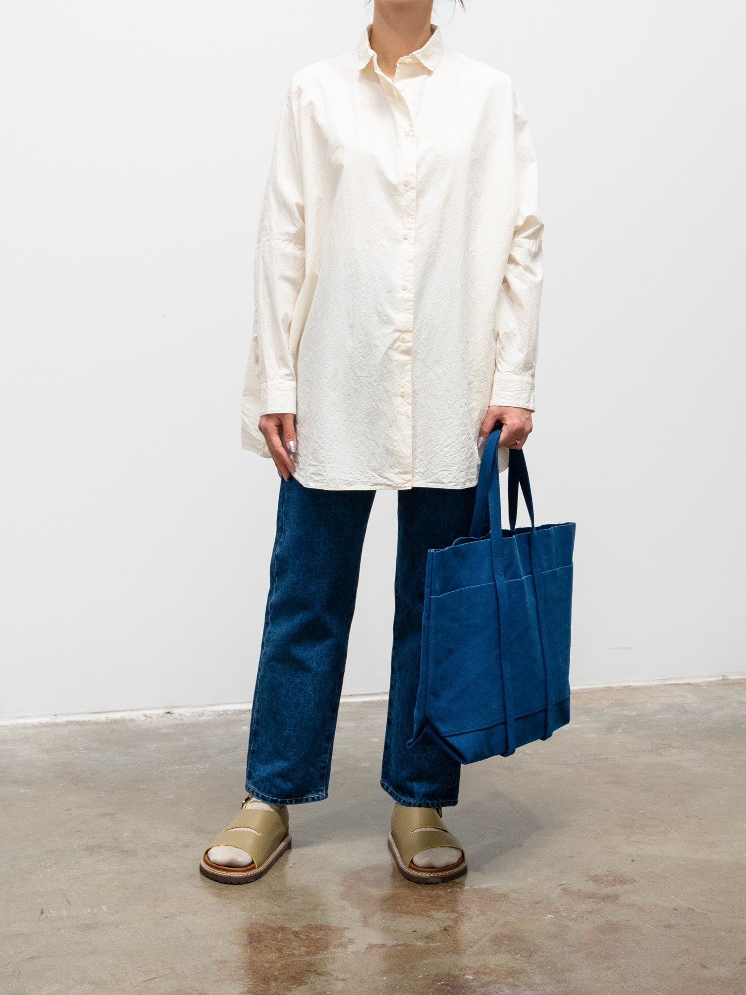 Namu Shop - Amiacalva Washed Canvas 6-Pocket Tote Medium - Blue