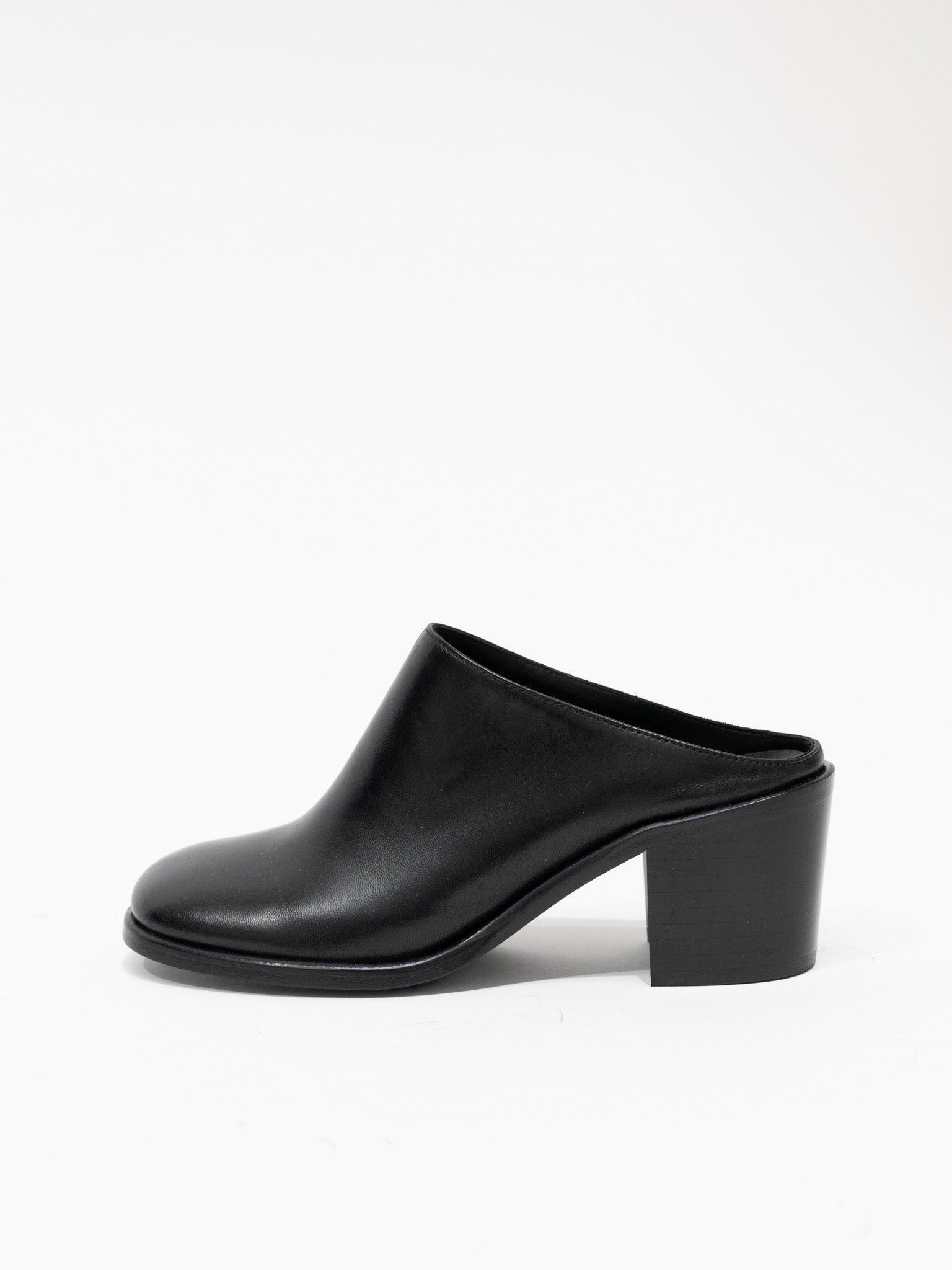Namu Shop - Studio Nicholson Tate Heeled Mule - Black Leather