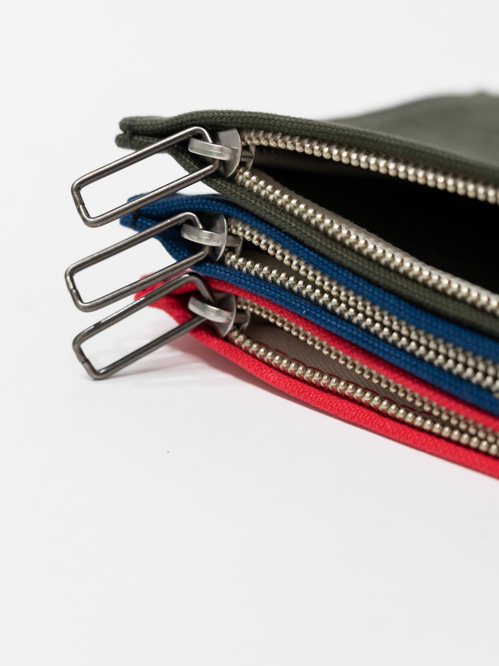 Namu Shop - Amiacalva Medium Washed Canvas Pouch - Blue, Olive, Red