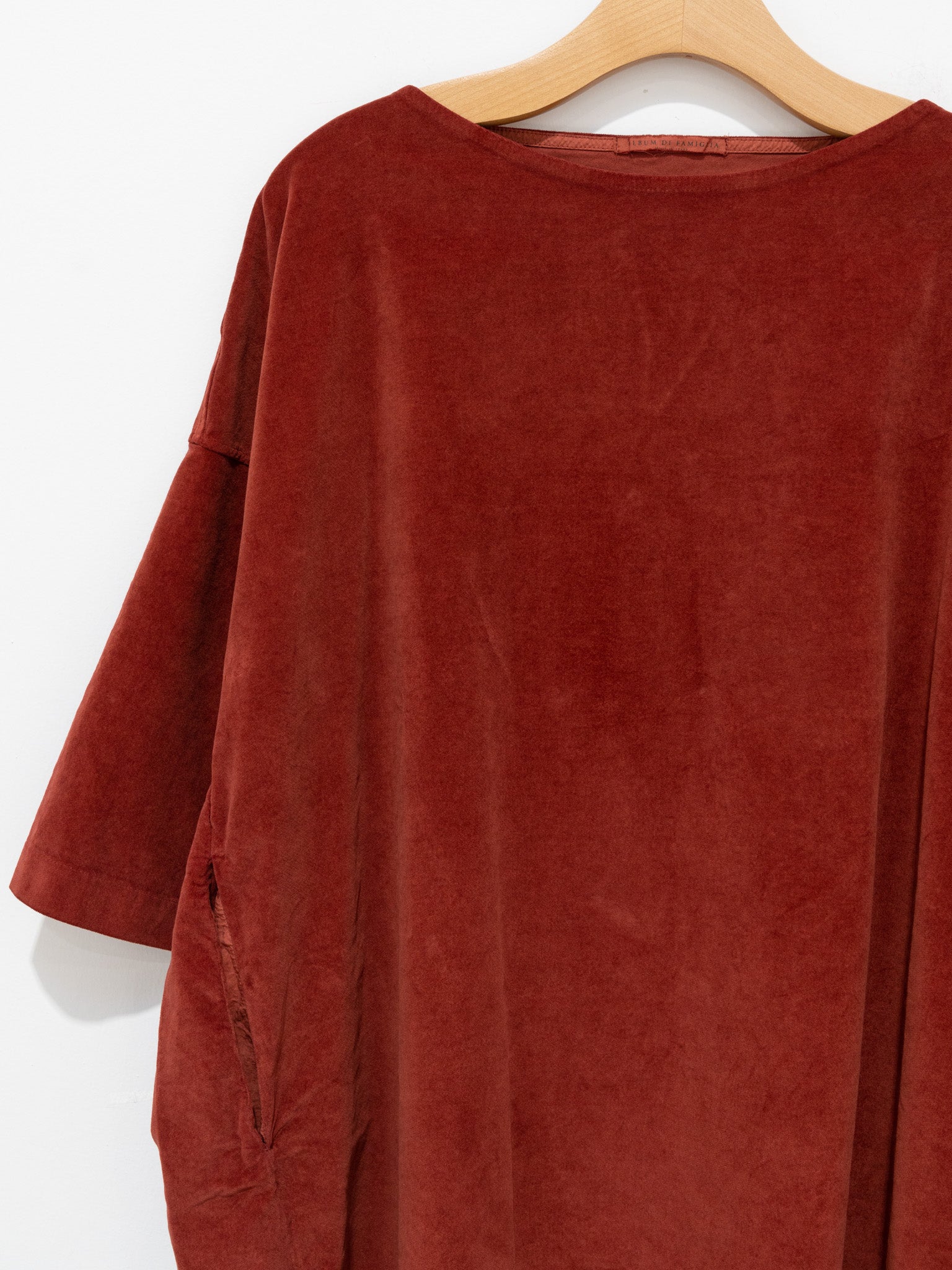 Namu Shop - Album di Famiglia Velvet Boatneck Tunic - Red