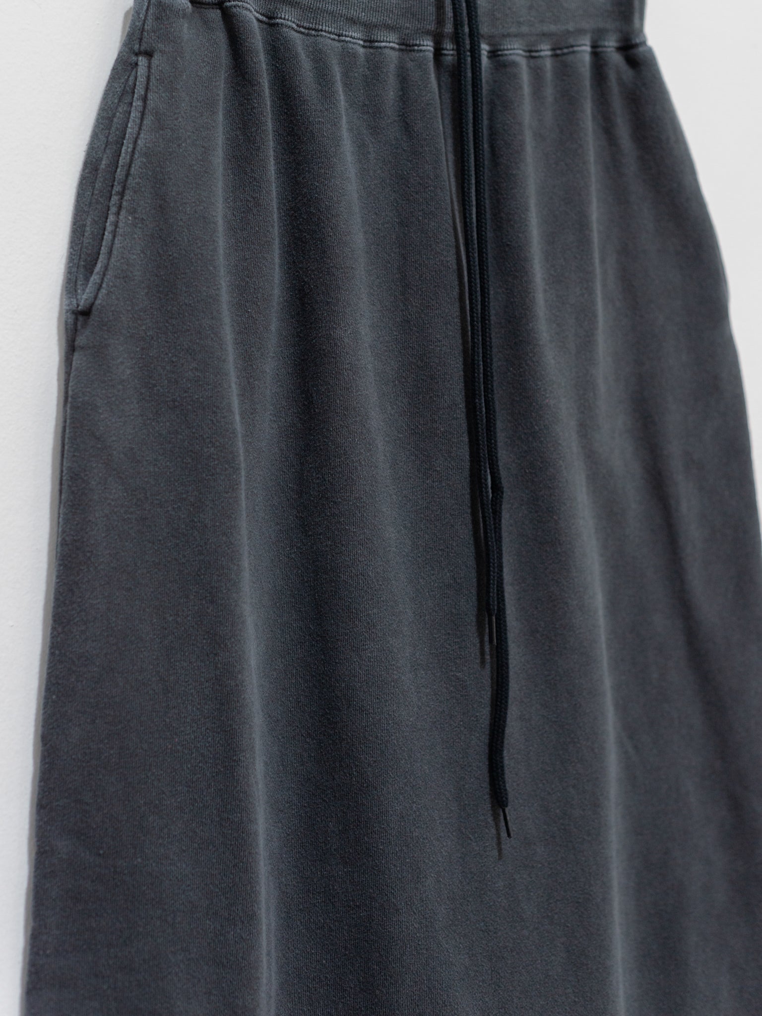 Namu Shop - ICHI Sweatskirt - Charcoal