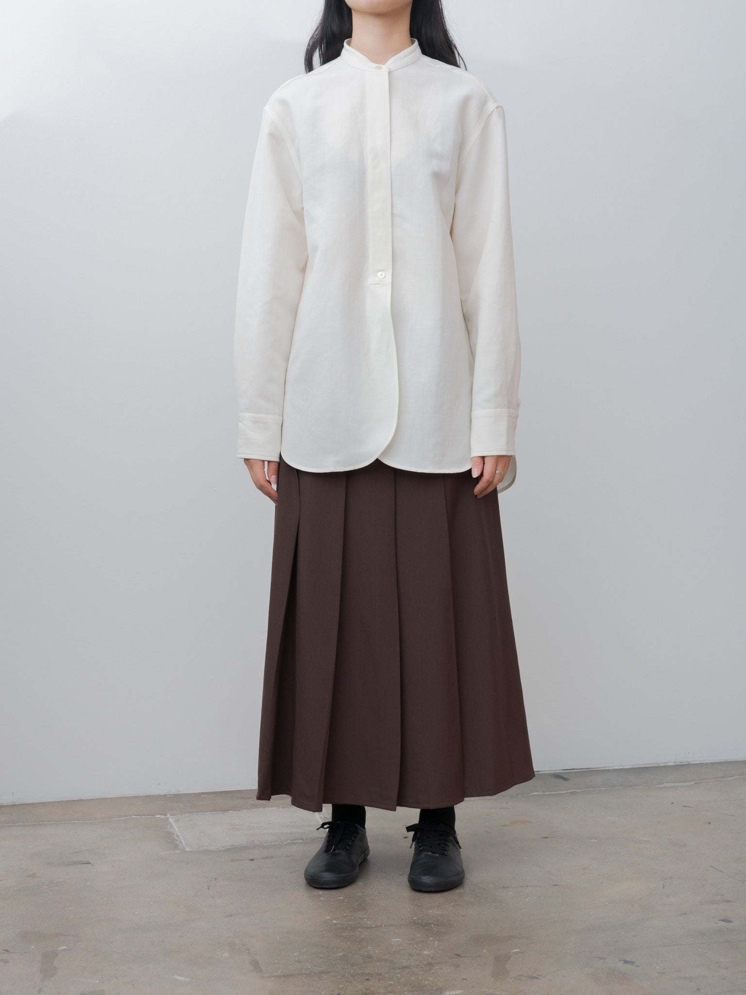 Namu Shop - Studio Nicholson FUSE Pleated Skirt - Conker