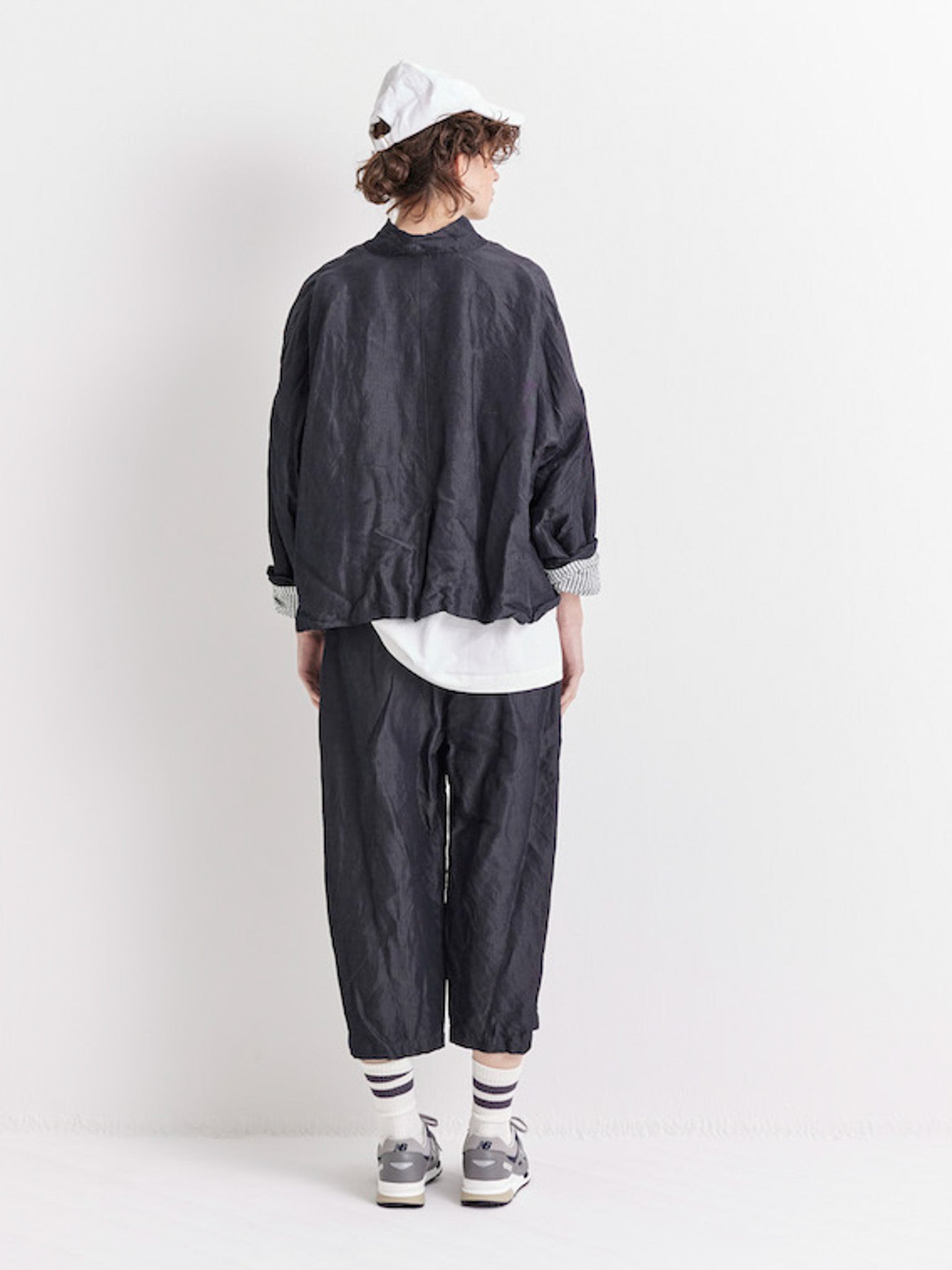 Namu Shop - Veritecoeur Tuck Pants - Charcoal
