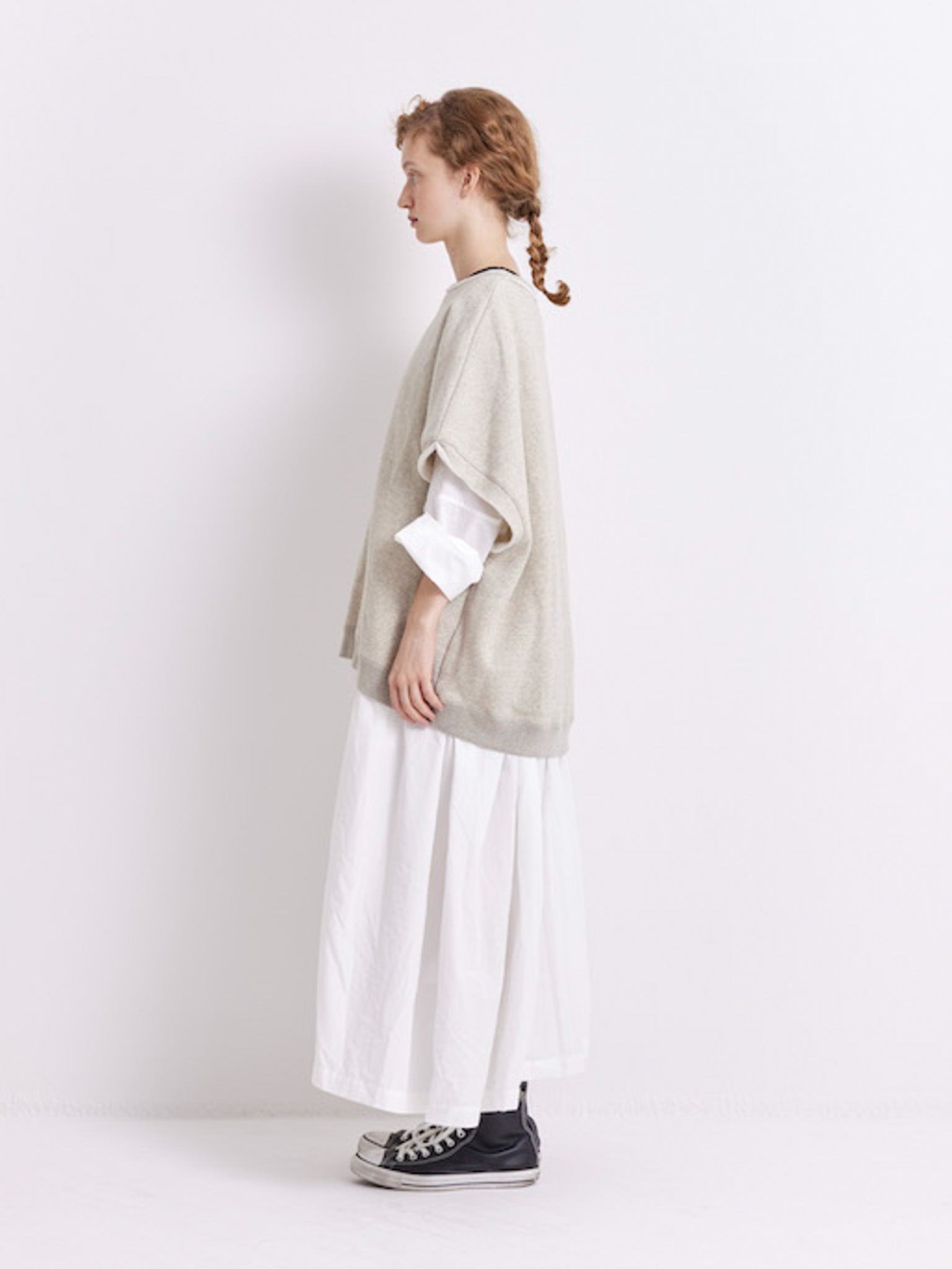 Namu Shop - Veritecoeur Sweatshirt Vest - Oatmeal