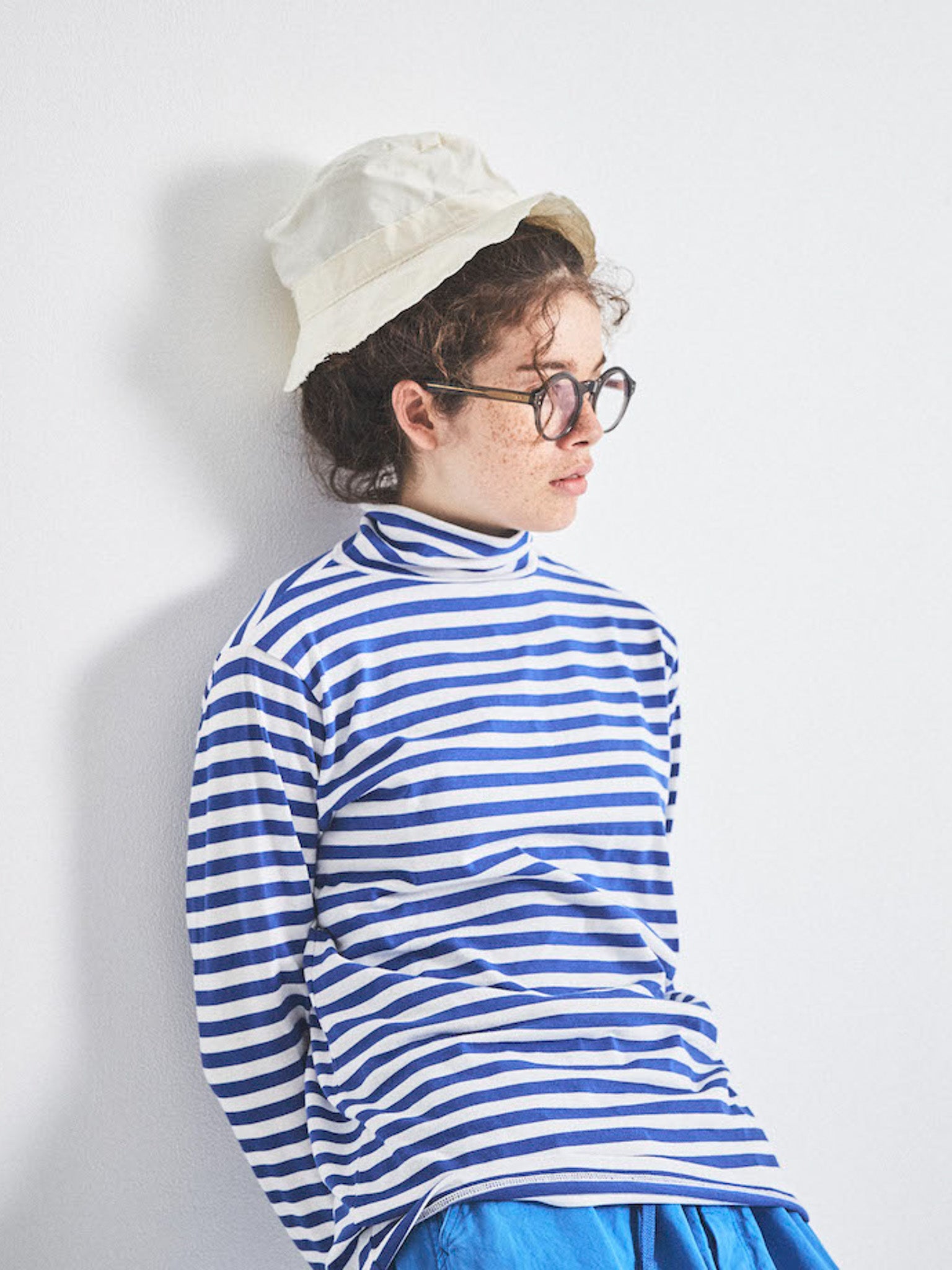 Namu Shop - Veritecoeur T/C Border High Neck Tee - White x Gray