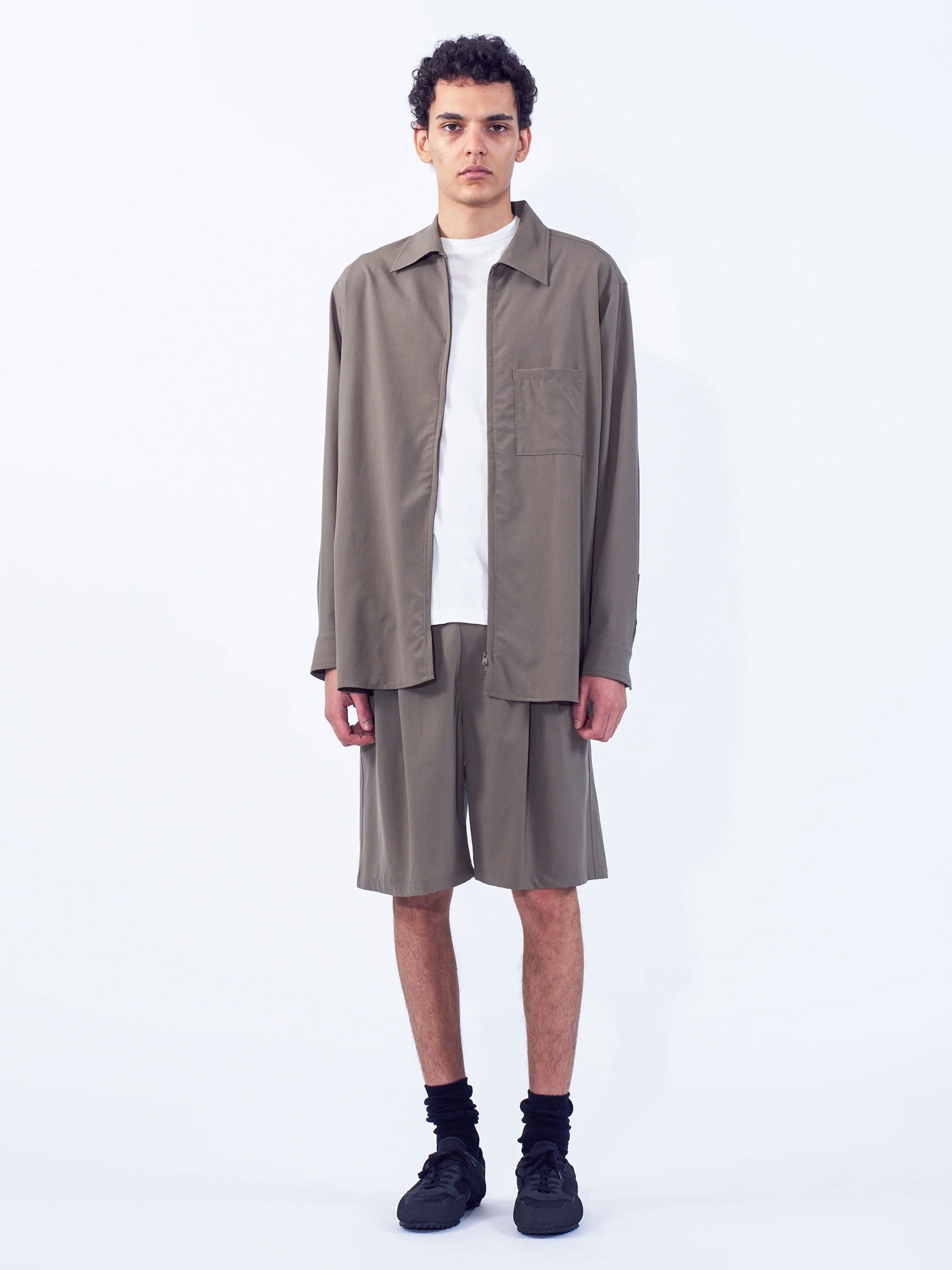Namu Shop - Yoke Wool Washer Tropical 2Pleated Easy Shorts - Sand Beige