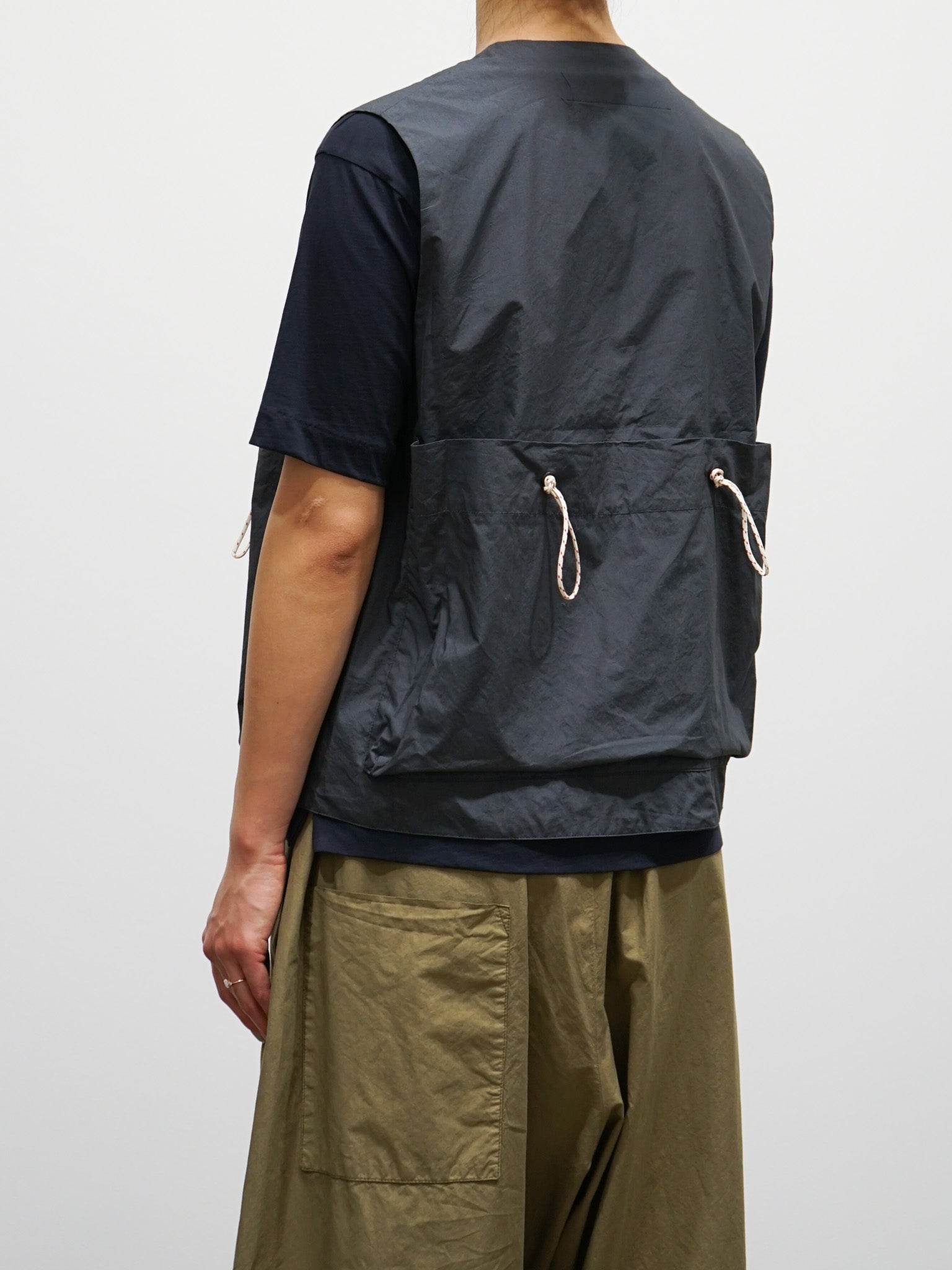 Namu Shop - Toogood The Roper Gilet - Papery Cotton Tar