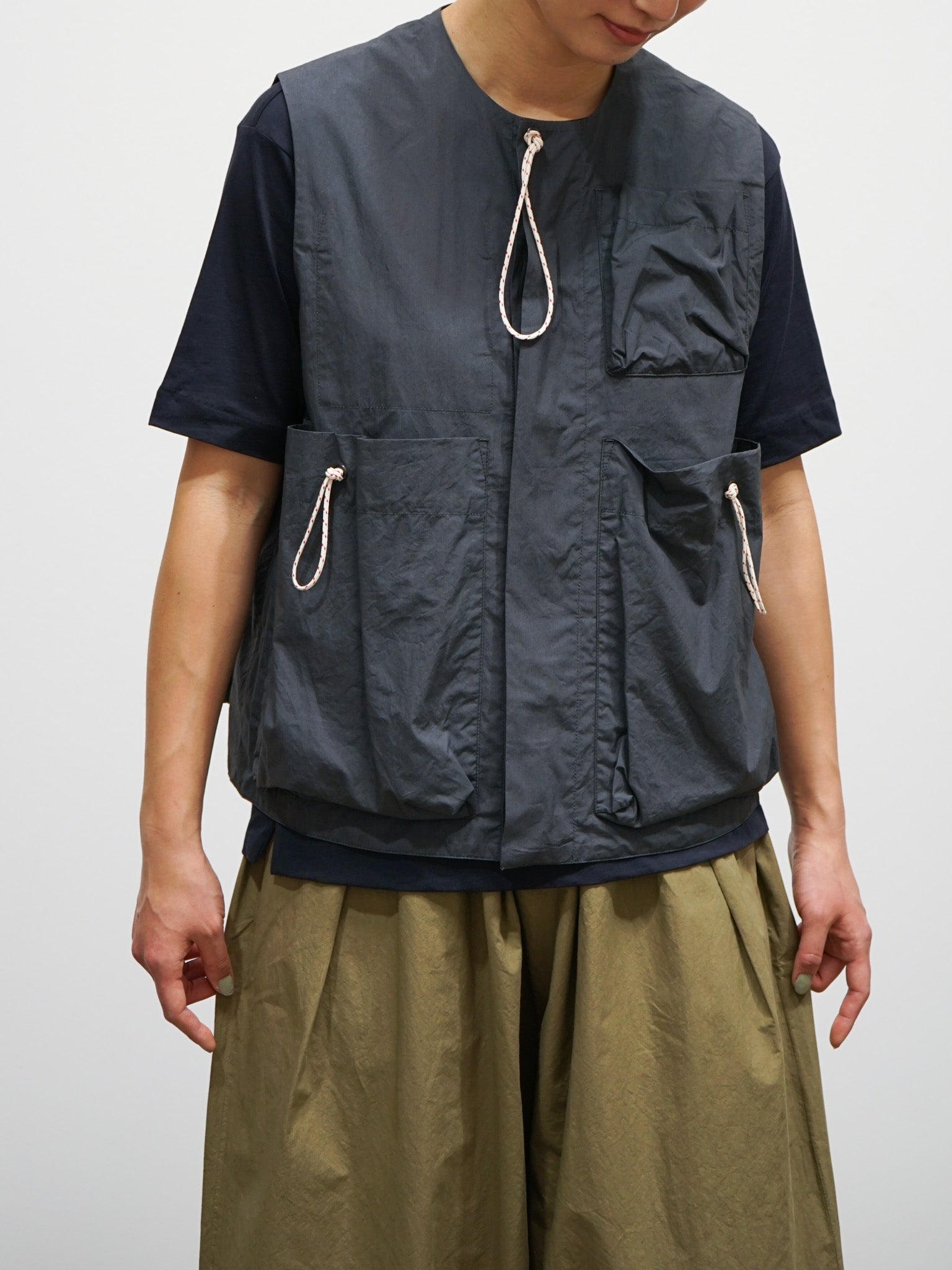 Namu Shop - Toogood The Roper Gilet - Papery Cotton Tar