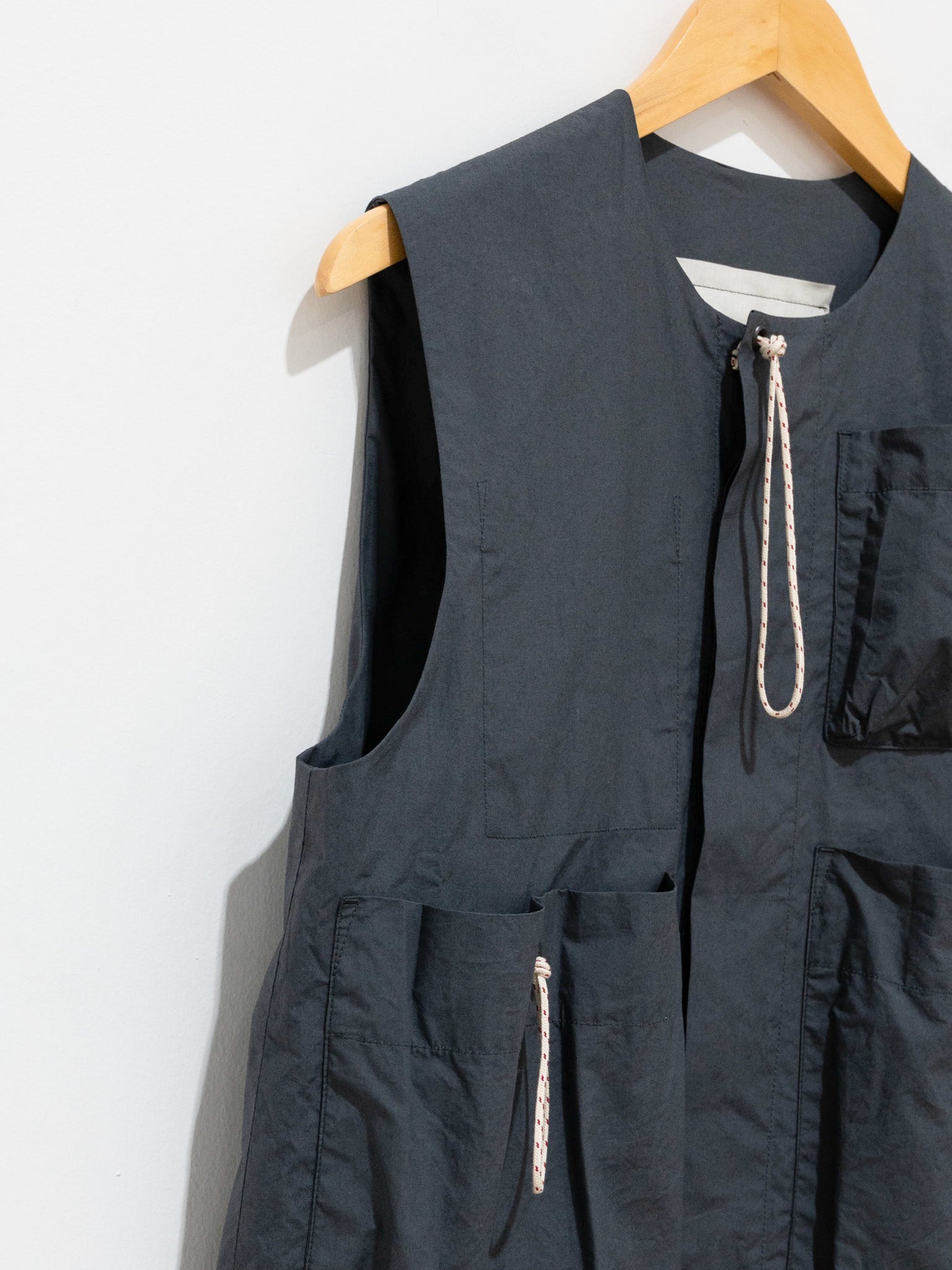 Namu Shop - Toogood The Roper Gilet - Papery Cotton Tar