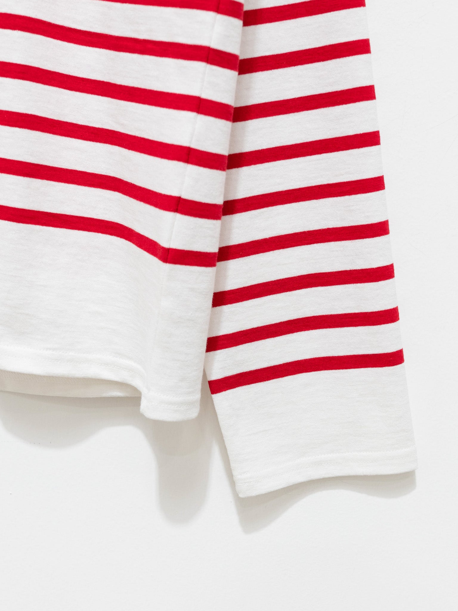 Namu Shop - Veritecoeur Le Minor Border Longsleeve Tee - Red x White