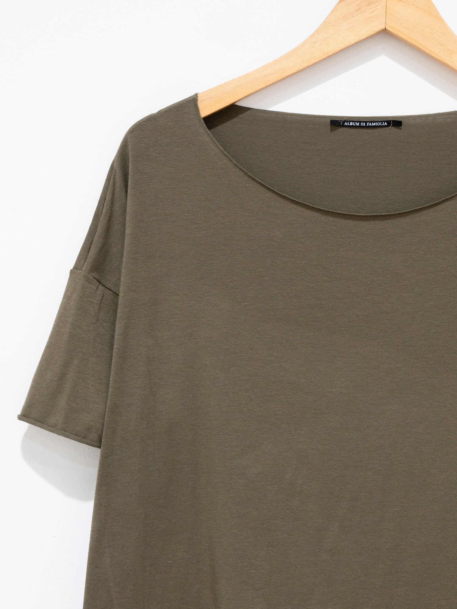 Namu Shop - Album di Famiglia T-Shirt JS - Khaki