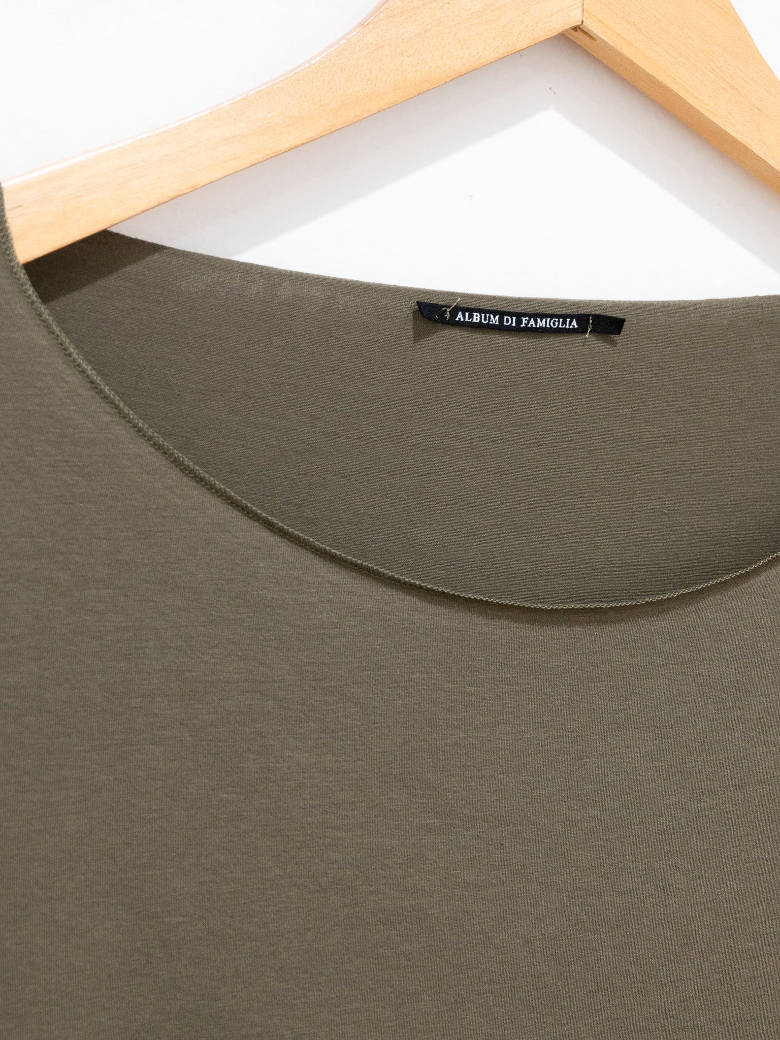 Namu Shop - Album di Famiglia T-Shirt JS - Khaki