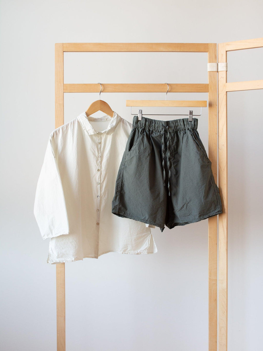 Namu Shop - Album di Famiglia Short TC - Olive (restocked)