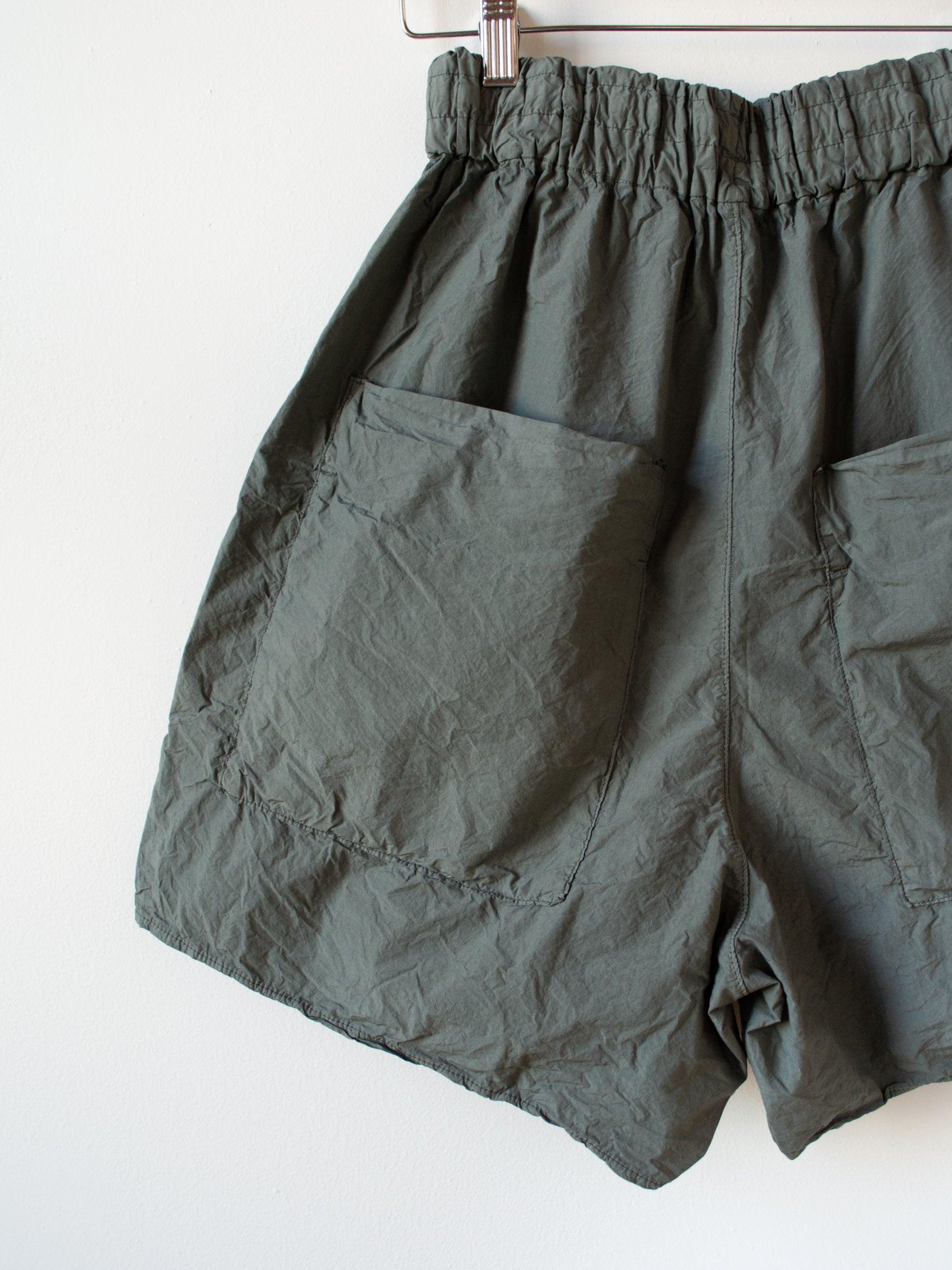 Namu Shop - Album di Famiglia Short TC - Olive (restocked)