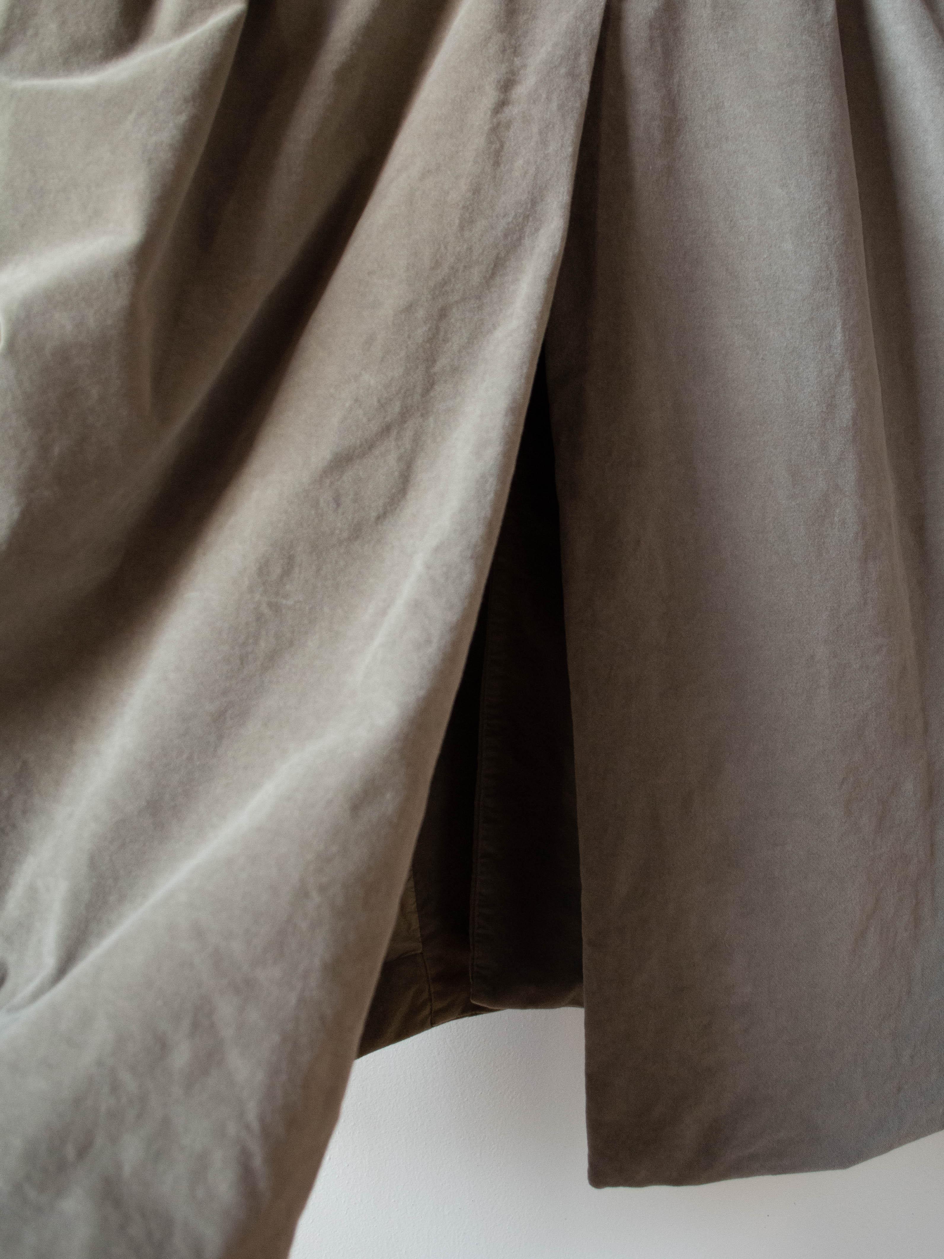 Namu Shop - Album di Famiglia Velvet Hooded Coat - Marron Glace