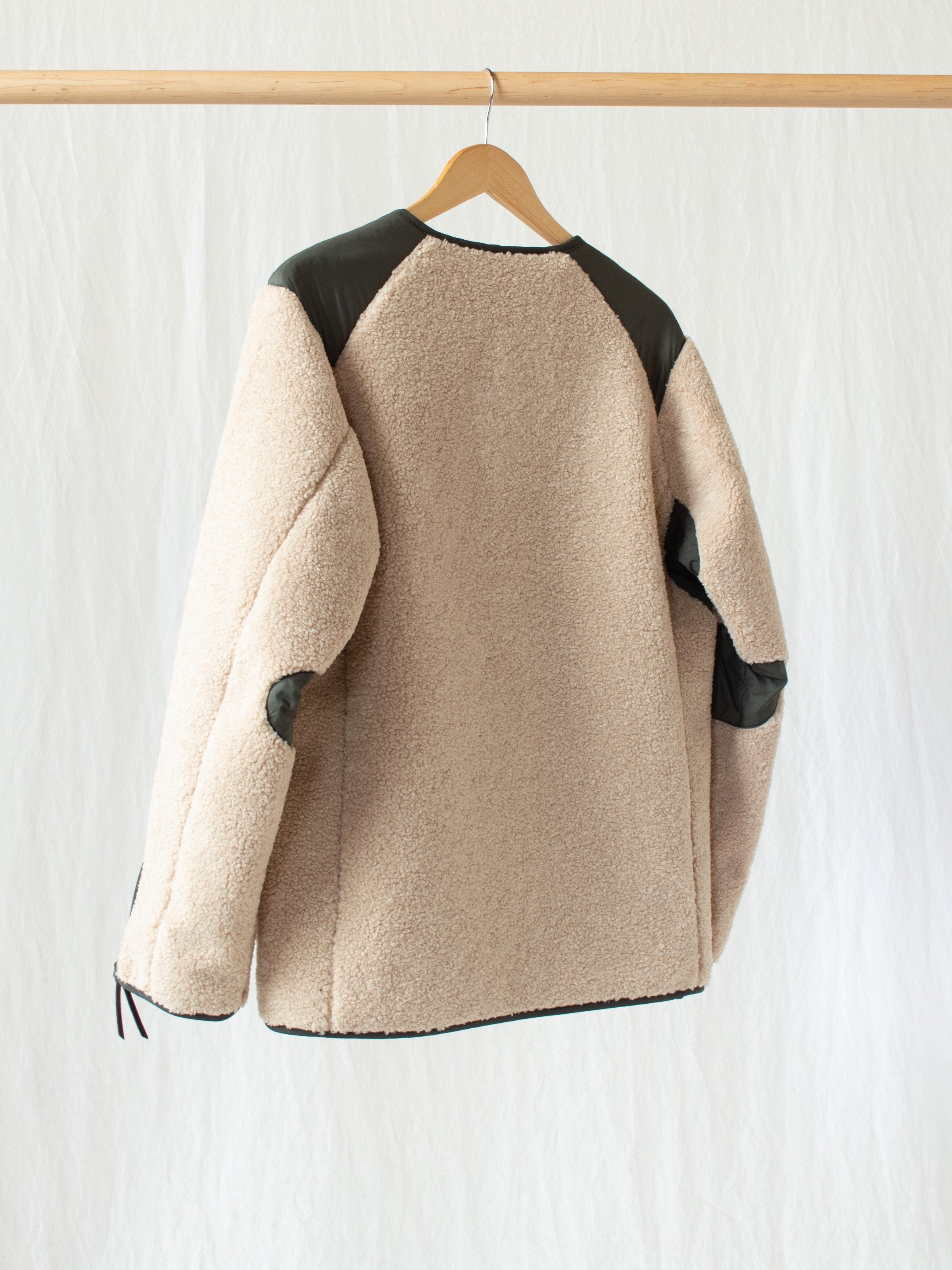 Namu Shop - Eastlogue Traveler Jacket - Beige & Olive