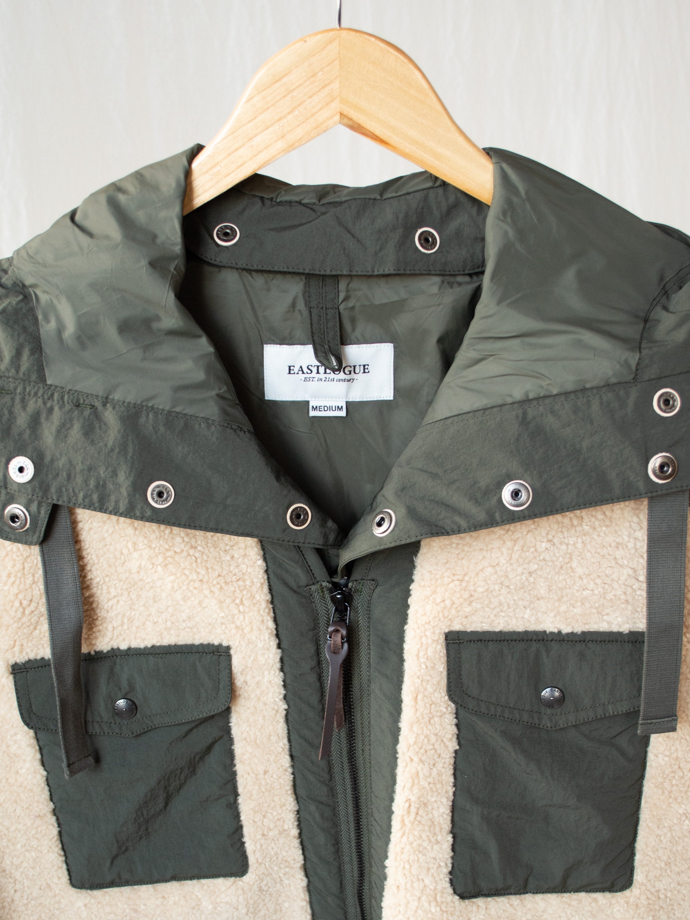 Namu Shop - Eastlogue Traveler Jacket - Beige & Olive