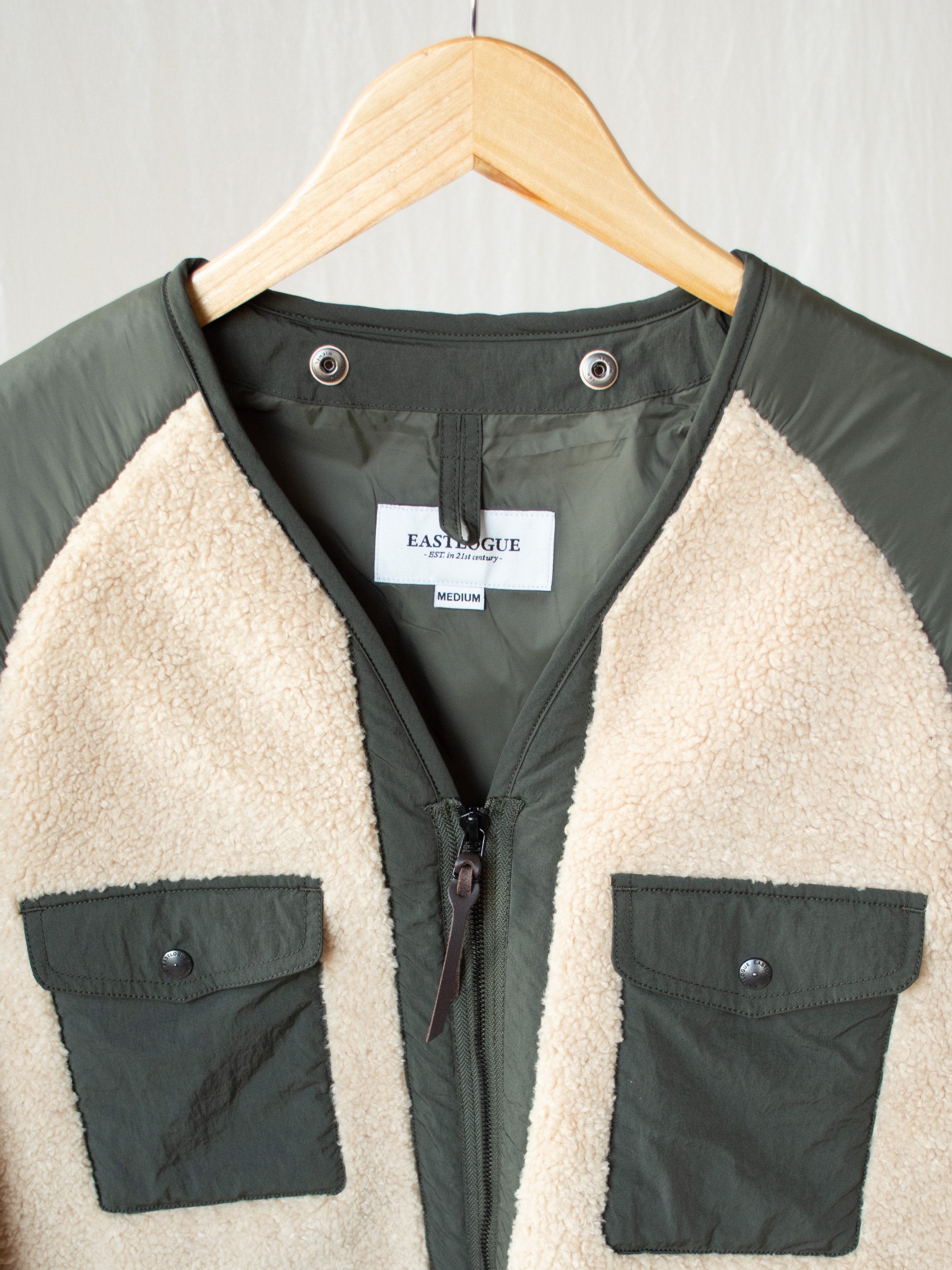 Namu Shop - Eastlogue Traveler Jacket - Beige & Olive