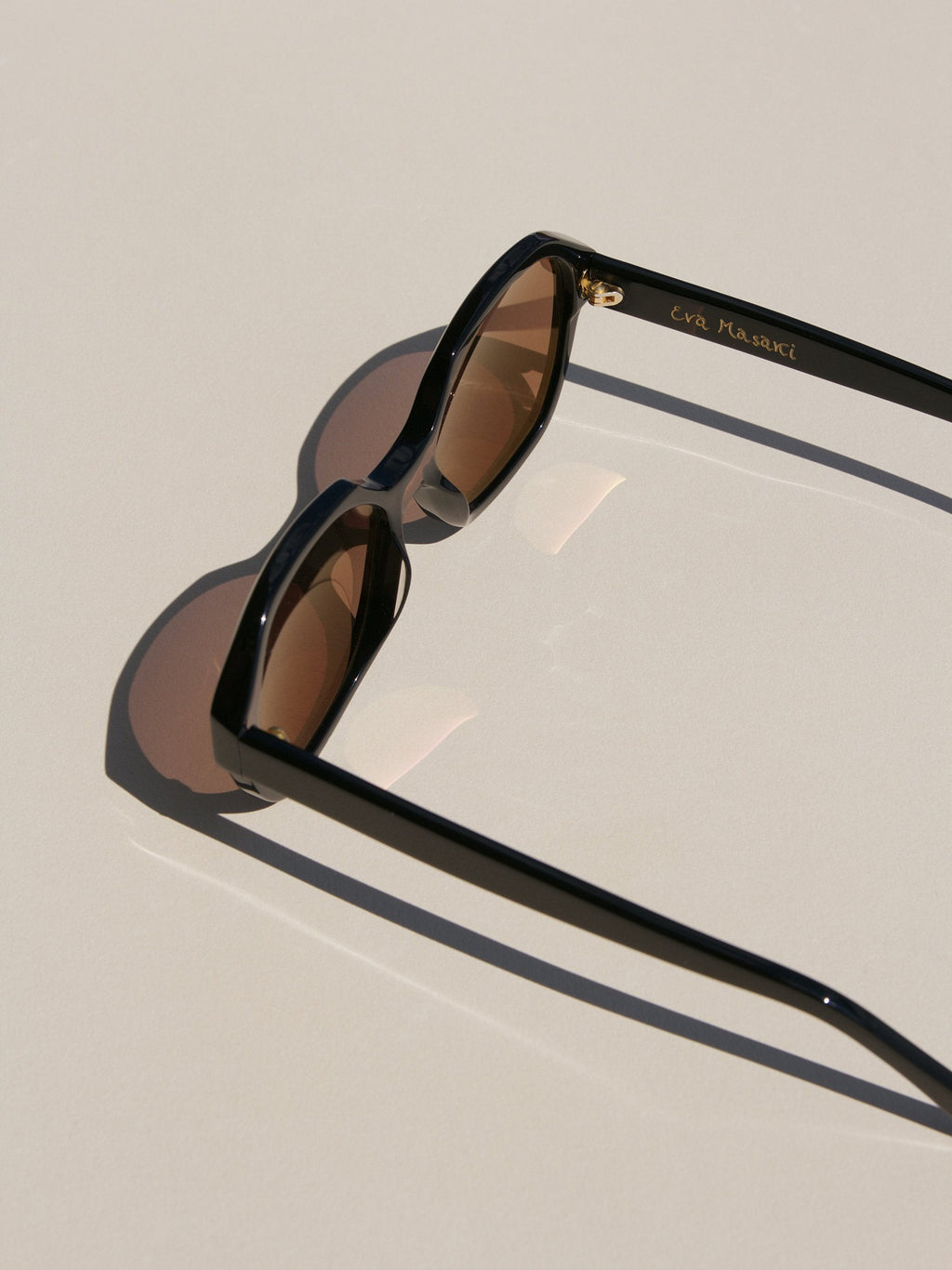Namu Shop - Eva Masaki 001 Gloss Noir