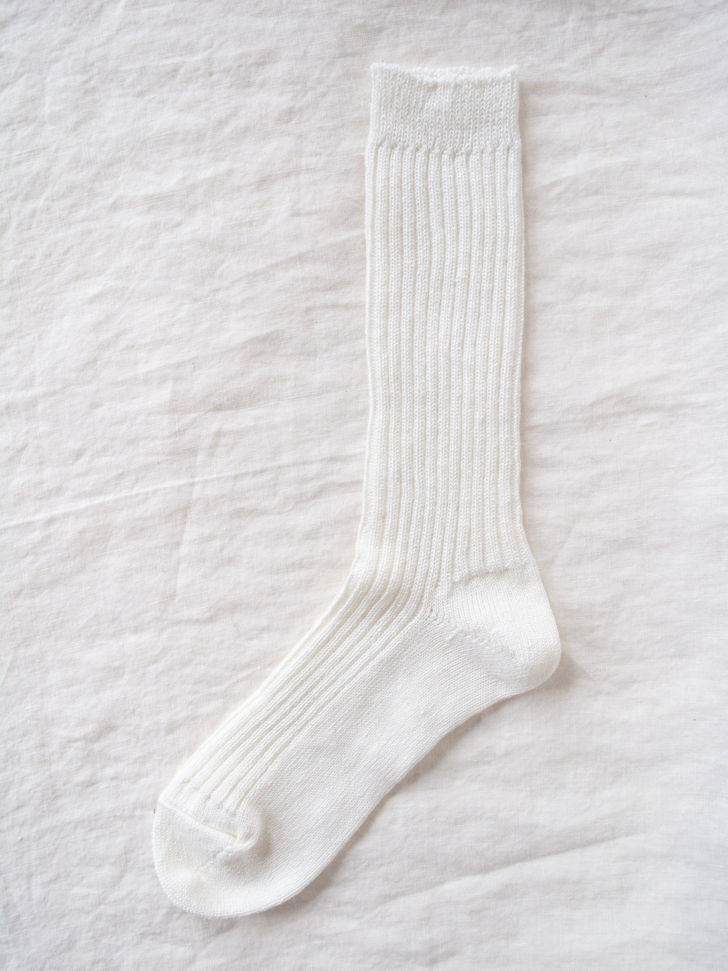Namu Shop - Ichi Antiquites Linen Rib Socks - White, Black (restocked)