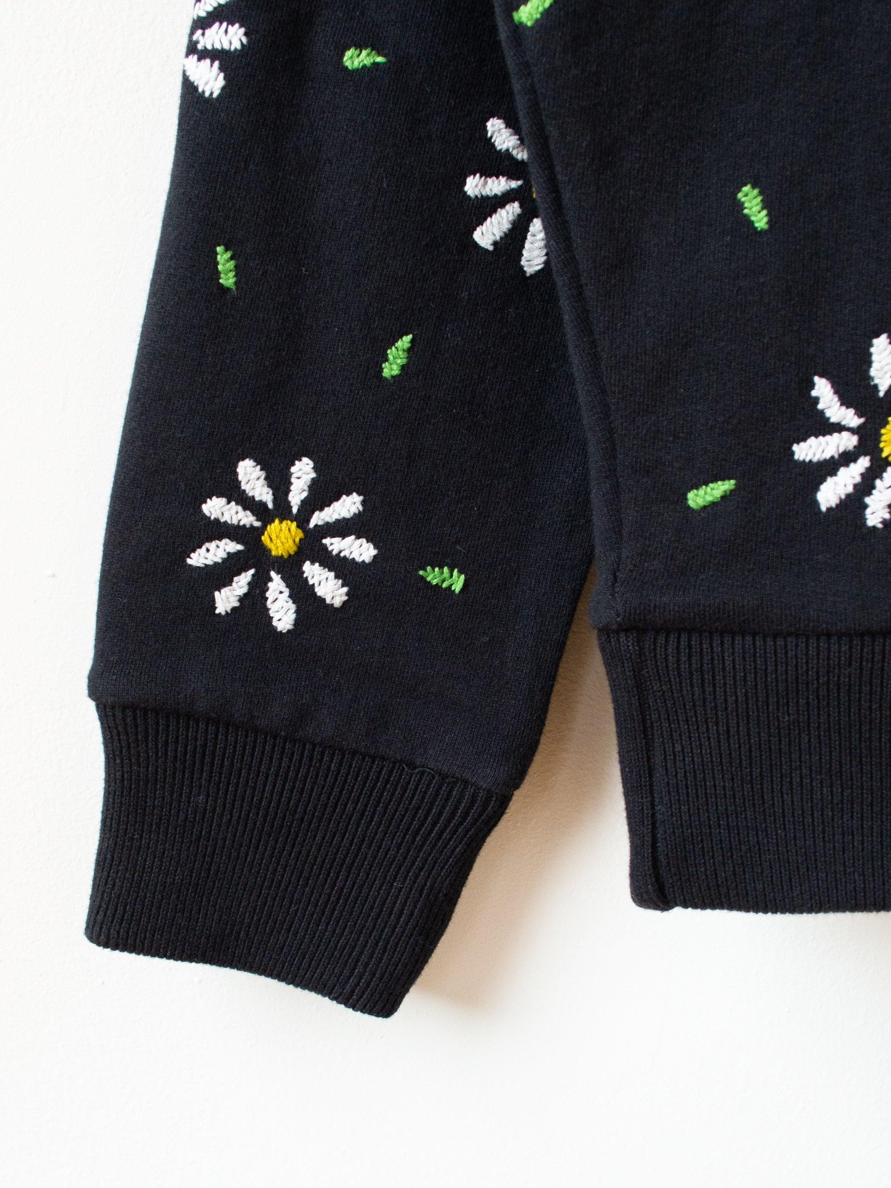 Namu Shop - Niche Flower Embroidery Sweatshirt