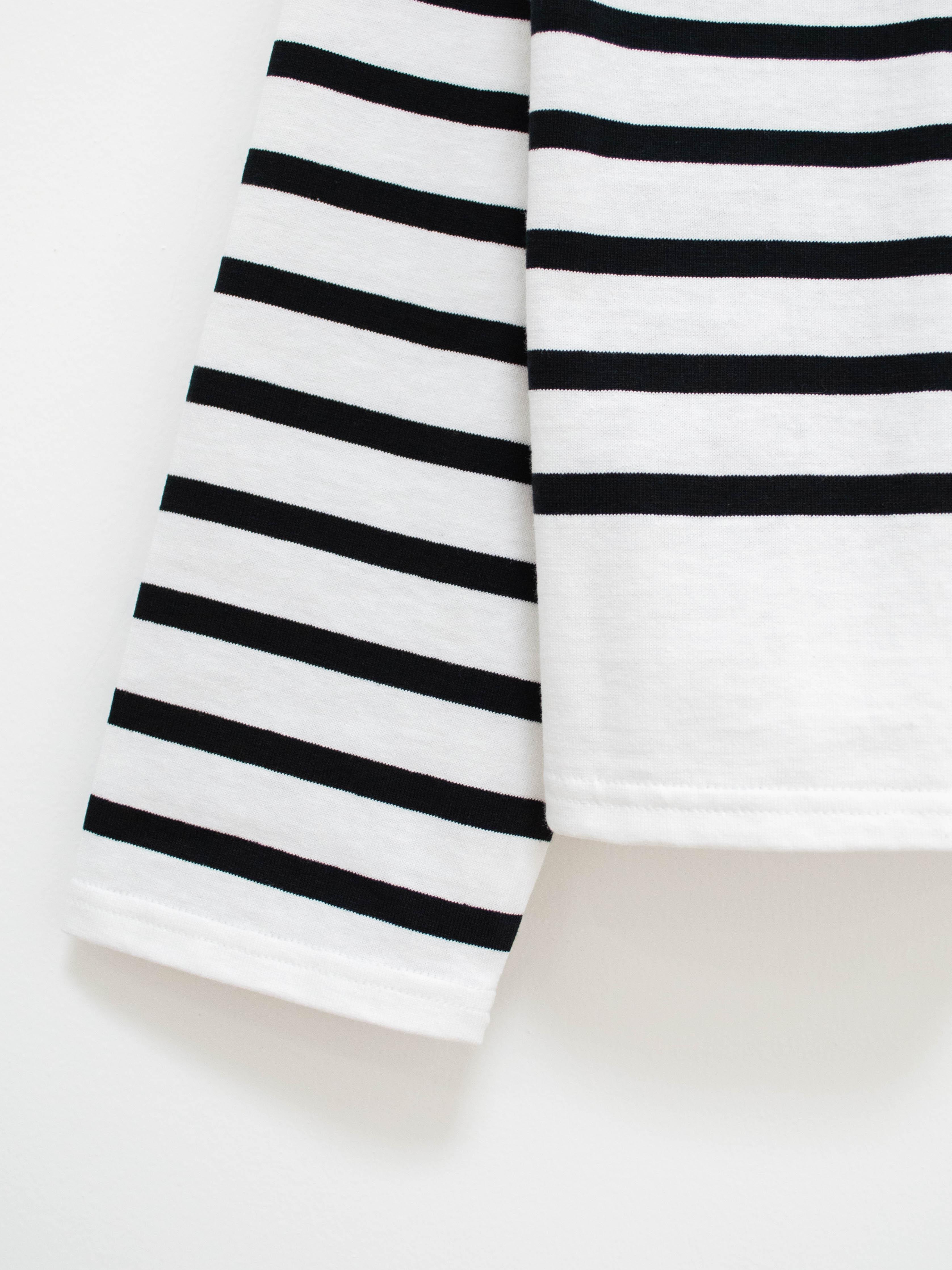 Namu Shop - Veritecoeur Le Minor Border Longsleeve Tee - Black x White
