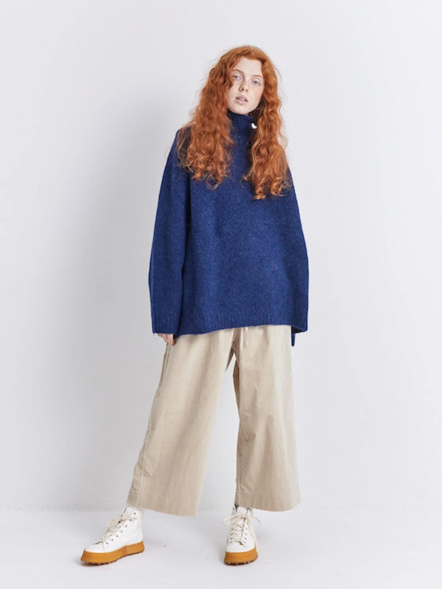 Namu Shop - Veritecoeur Shaggy Turtleneck Knit - Navy